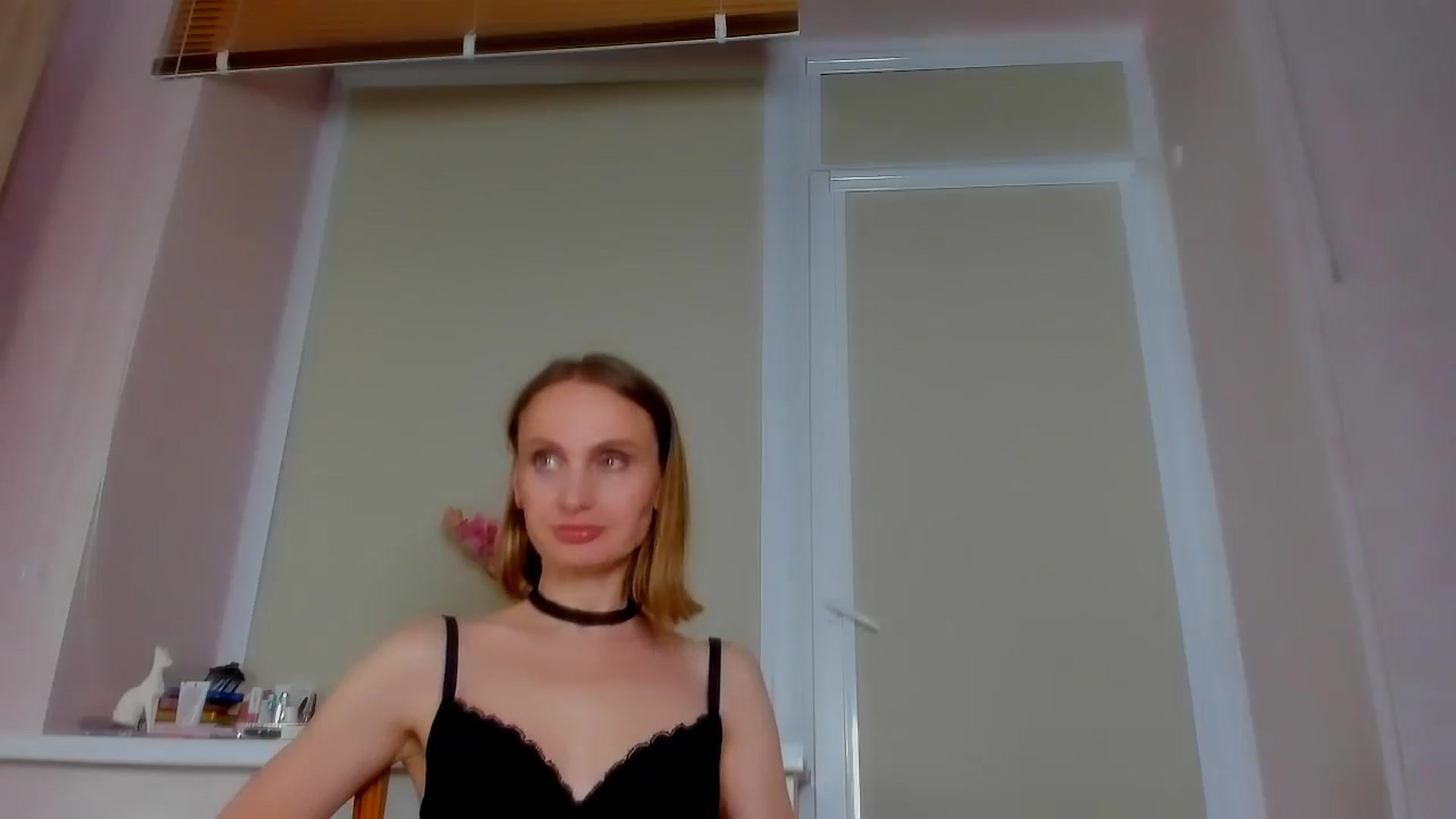 Gallery image thumbnail from Elenapre's myfreecams stream on, 07/26/2024, 03:38 image 2 of 20