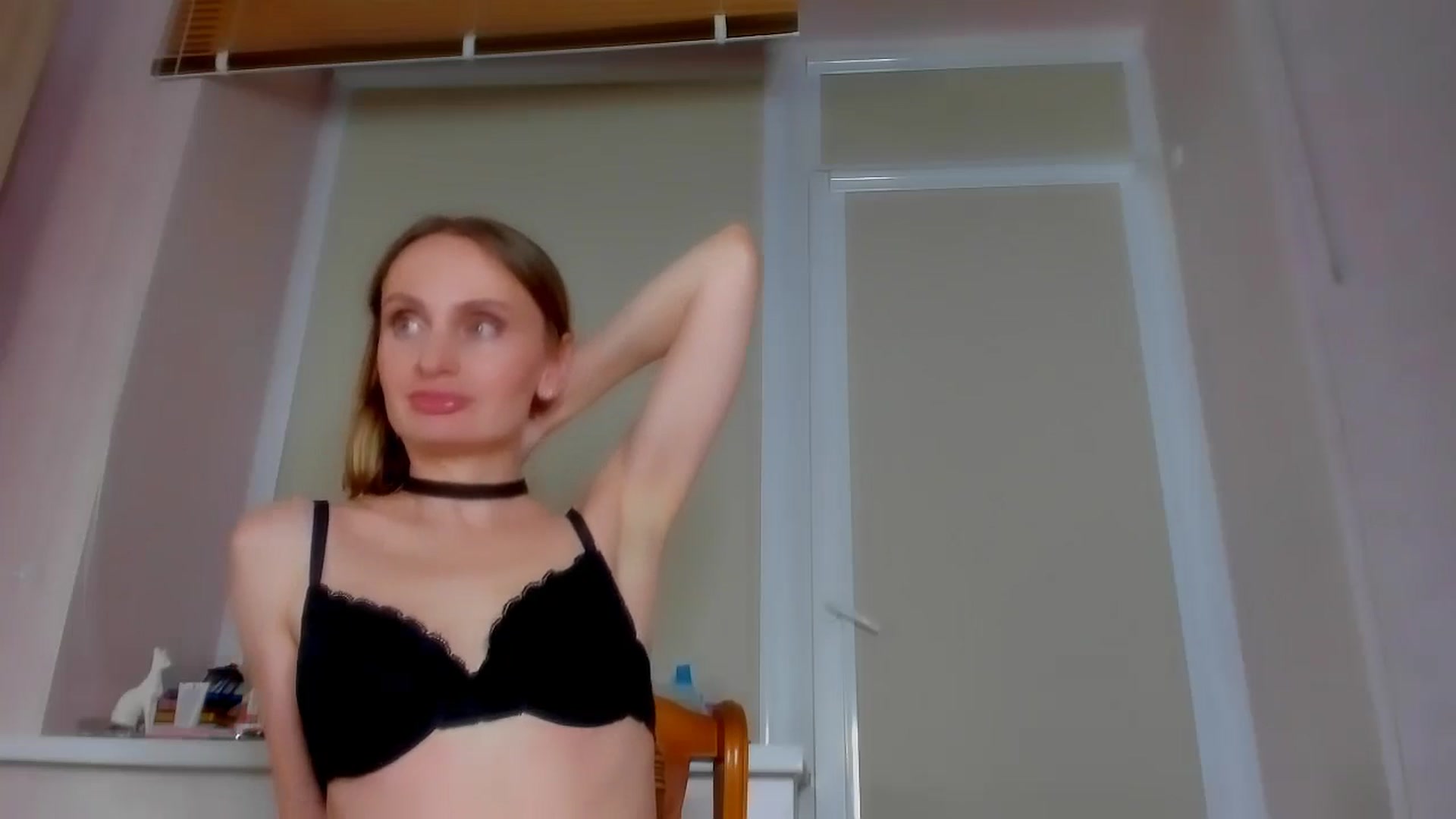 Gallery image thumbnail from Elenapre's myfreecams stream on, 07/26/2024, 03:38 image 15 of 20