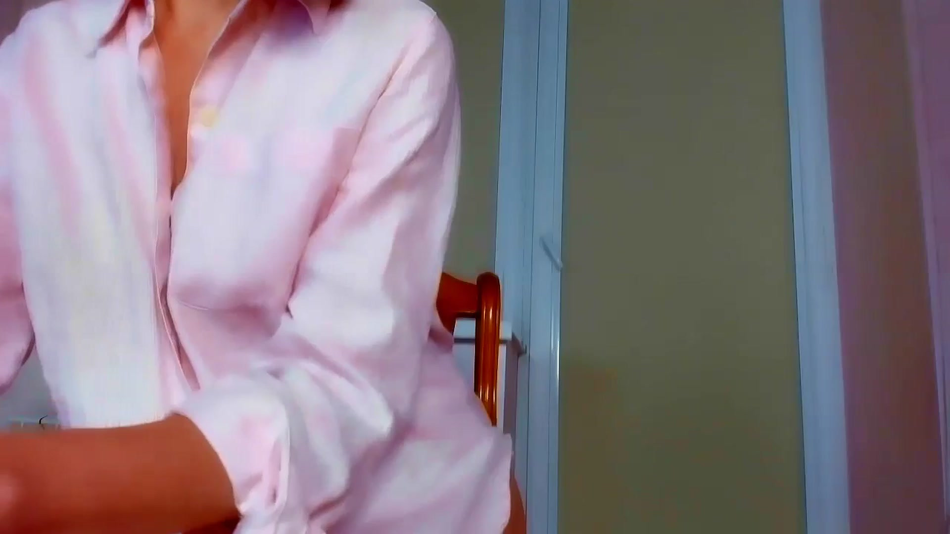 Gallery image thumbnail from Elenapre's myfreecams stream on, 09/17/2024, 05:51 image 19 of 20