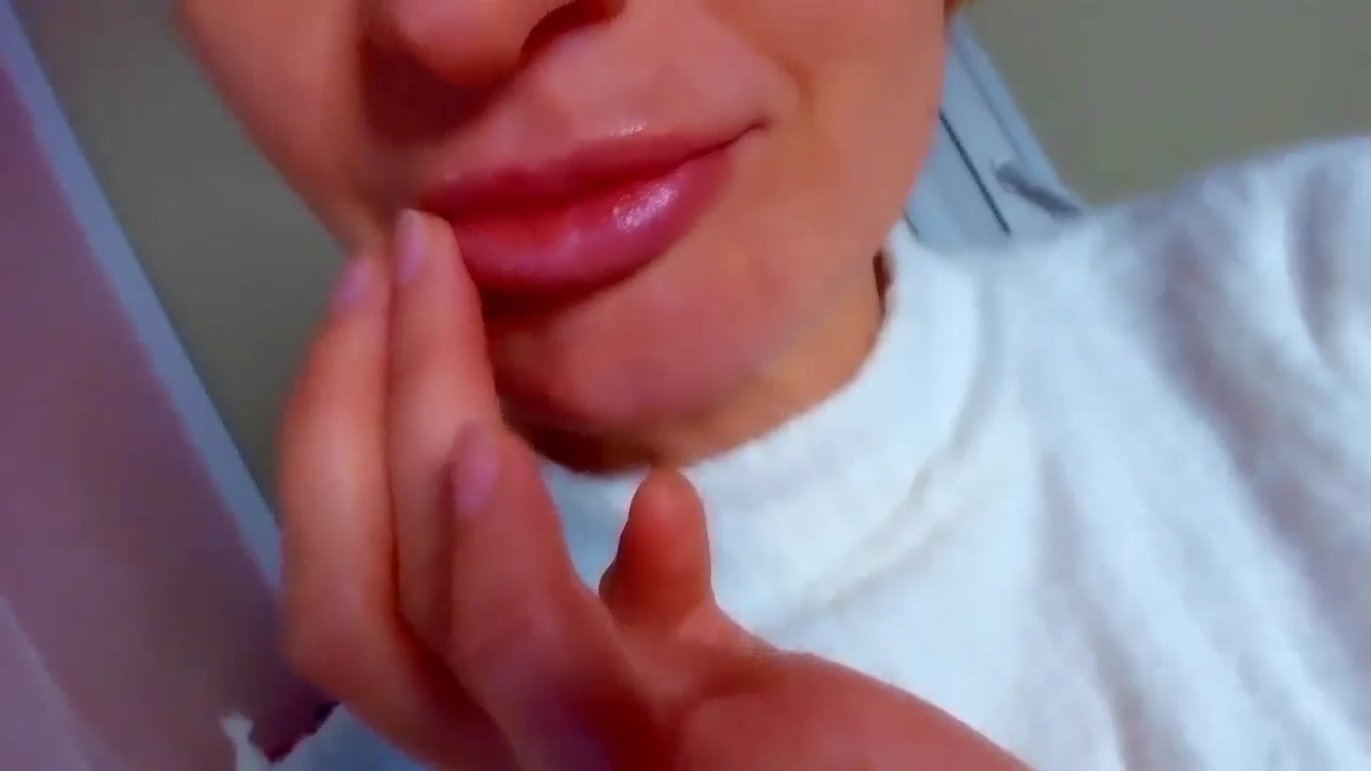 Gallery image thumbnail from Elenapre's myfreecams stream on, 10/11/2024, 06:37 image 18 of 20