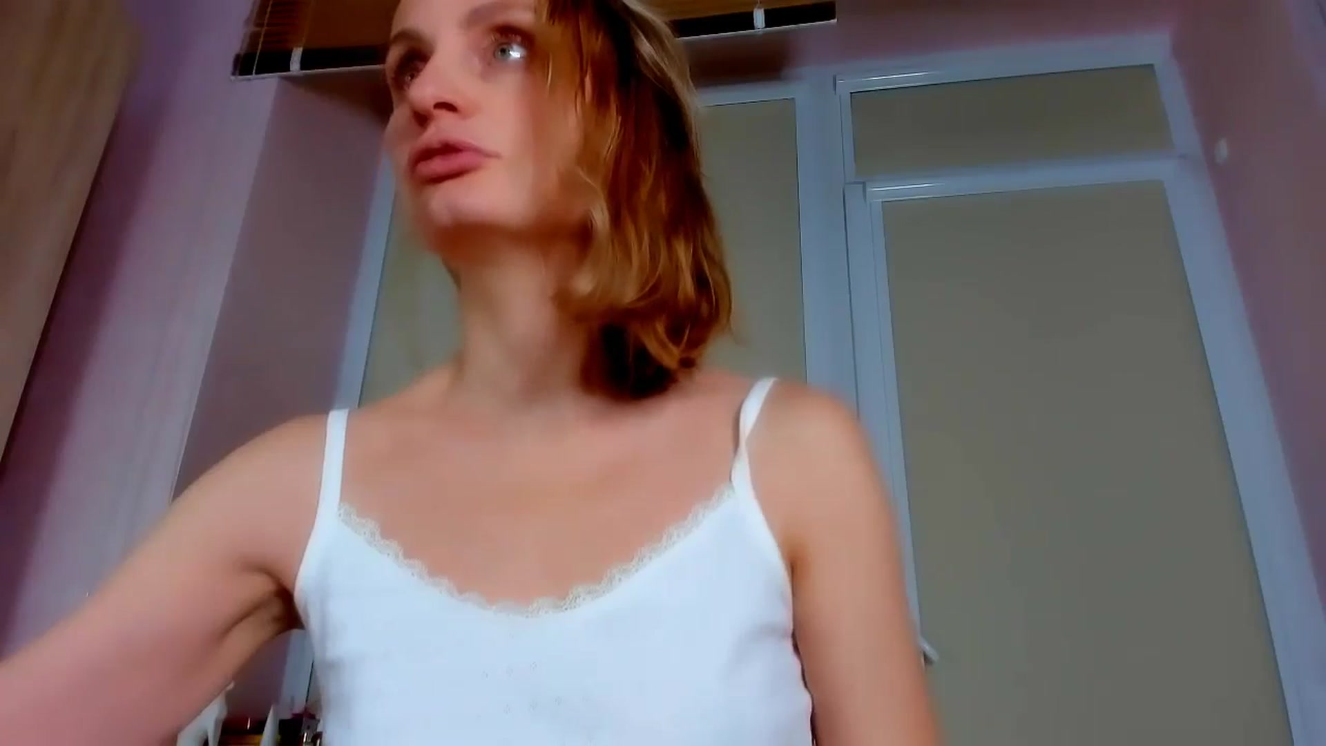 Gallery image thumbnail from Elenapre's myfreecams stream on, 10/29/2024, 05:24 image 19 of 20