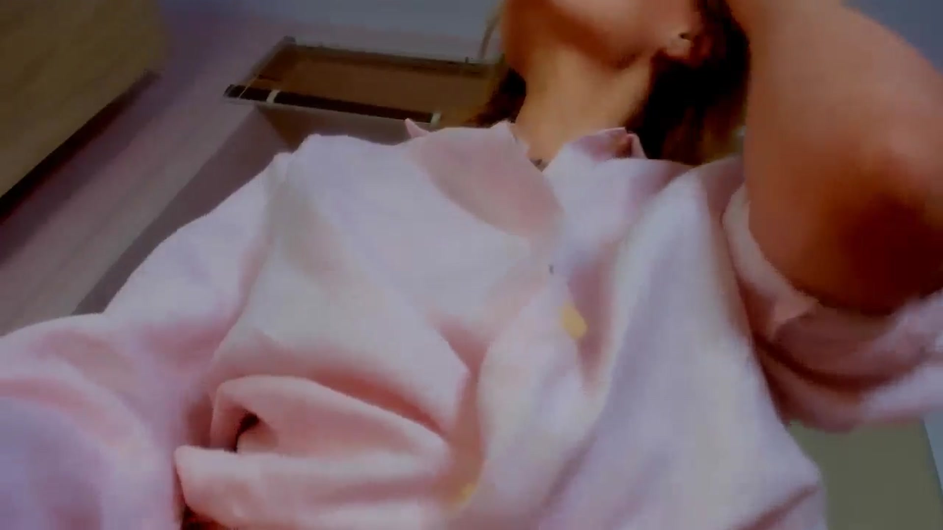 Gallery image thumbnail from Elenapre's myfreecams stream on, 01/10/2025, 06:48 image 7 of 20