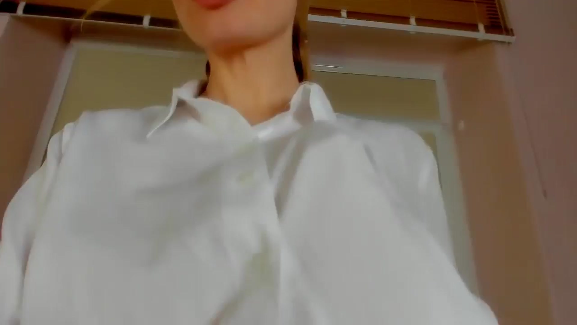 Gallery image thumbnail from Elenapre's myfreecams stream on, 01/17/2025, 07:13 image 8 of 20