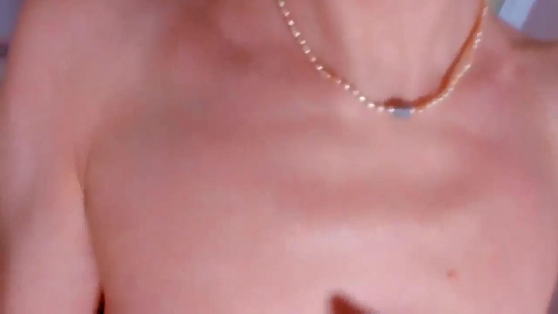 Gallery image thumbnail from Elenapre's myfreecams stream on, 02/28/2025, 04:40 image 15 of 20