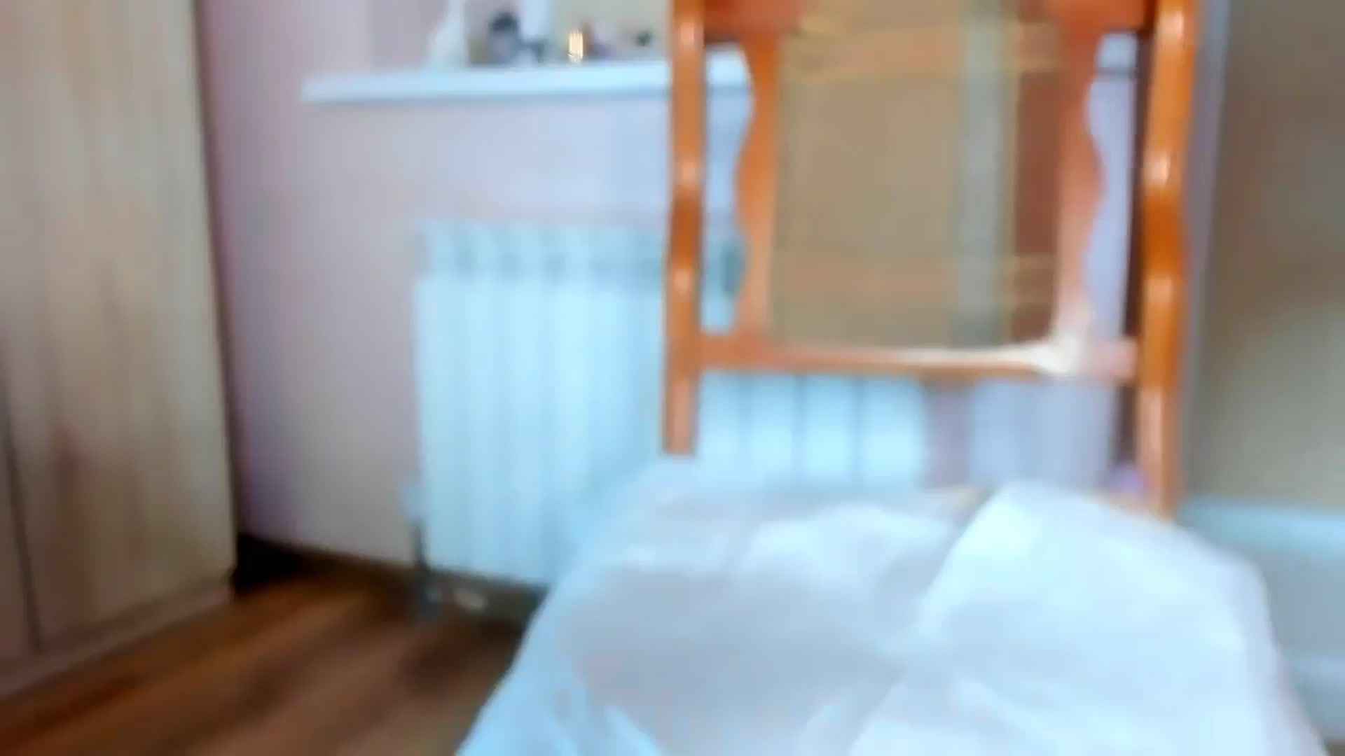 Gallery image thumbnail from Elenapre's myfreecams stream on, 03/11/2025, 06:21 image 16 of 20