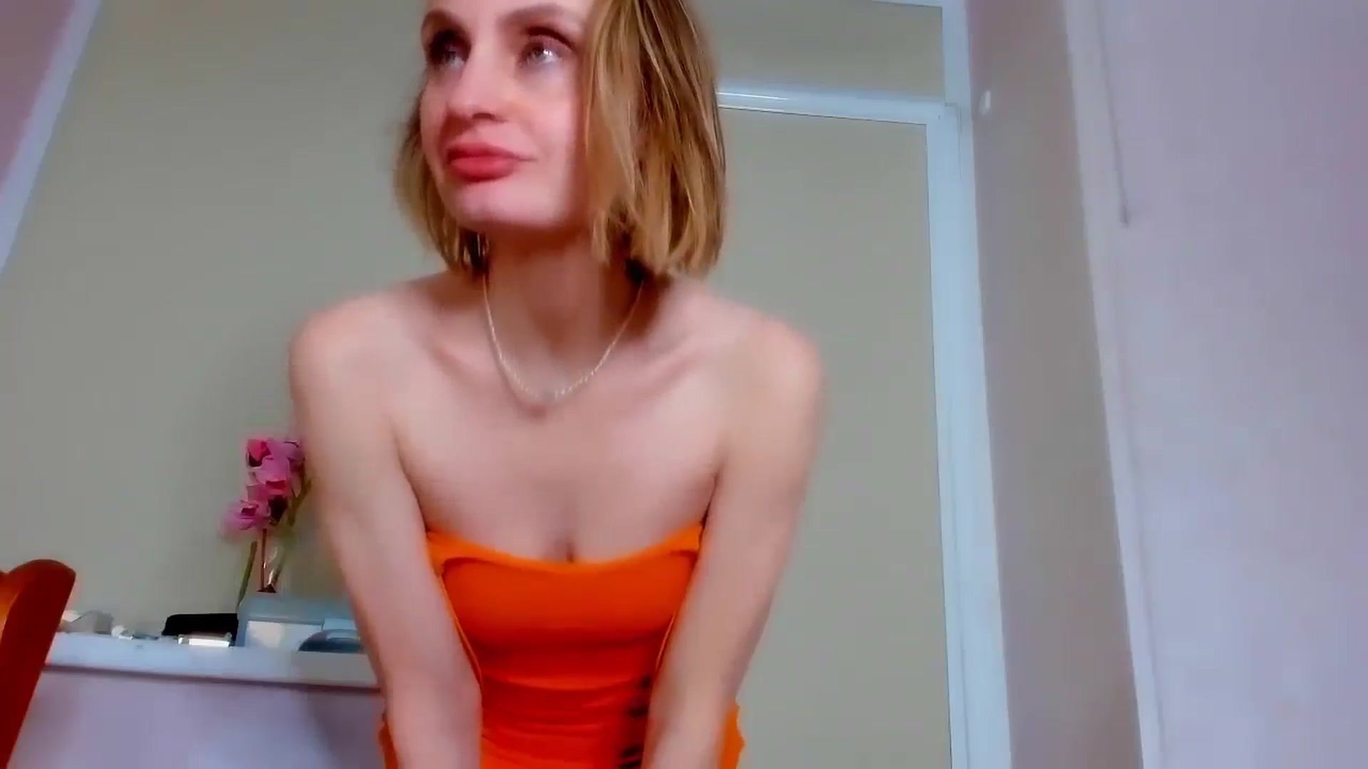Gallery image thumbnail from Elenapre's myfreecams stream on, 04/11/2025, 06:31 image 20 of 20