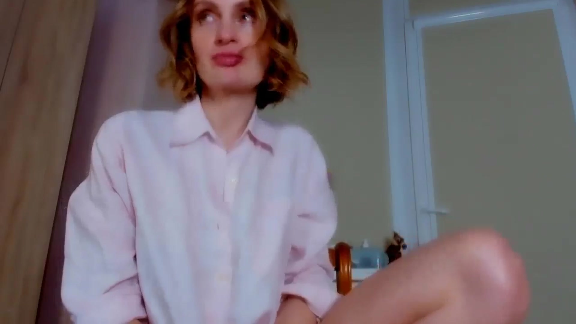 Gallery image thumbnail from Elenapre's myfreecams stream on, 04/29/2025, 06:41 image 4 of 20