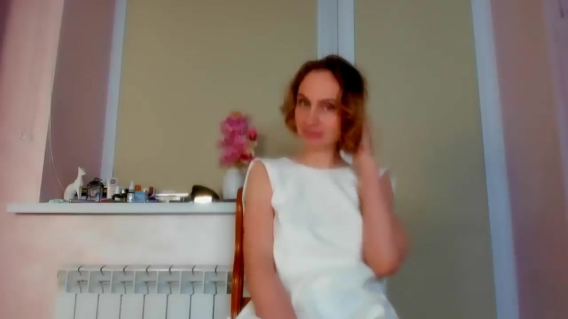 Gallery image thumbnail from Elenapre's myfreecams stream on, 05/31/2025, 04:42 image 8 of 20