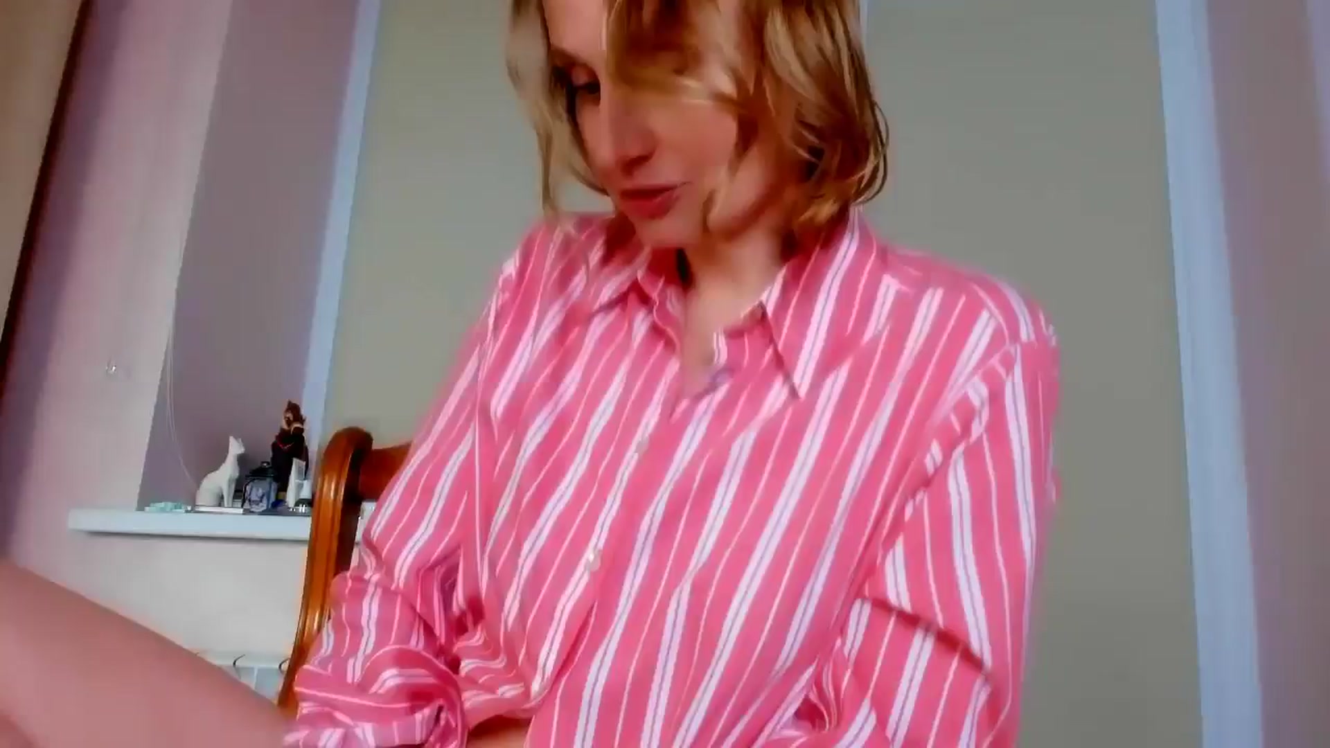 Gallery image thumbnail from Elenapre's myfreecams stream on, 06/27/2025, 06:17 image 11 of 20