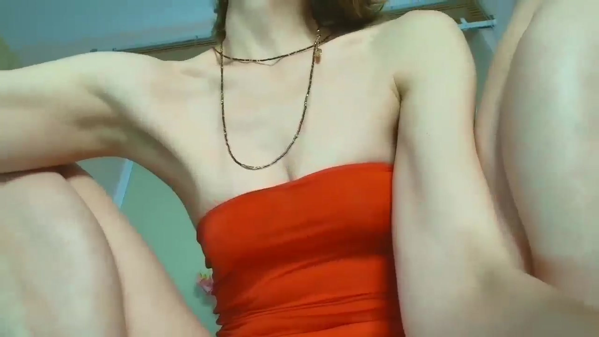 Gallery image thumbnail from Elenapre's myfreecams stream on, 09/12/2025, 04:58 image 17 of 20