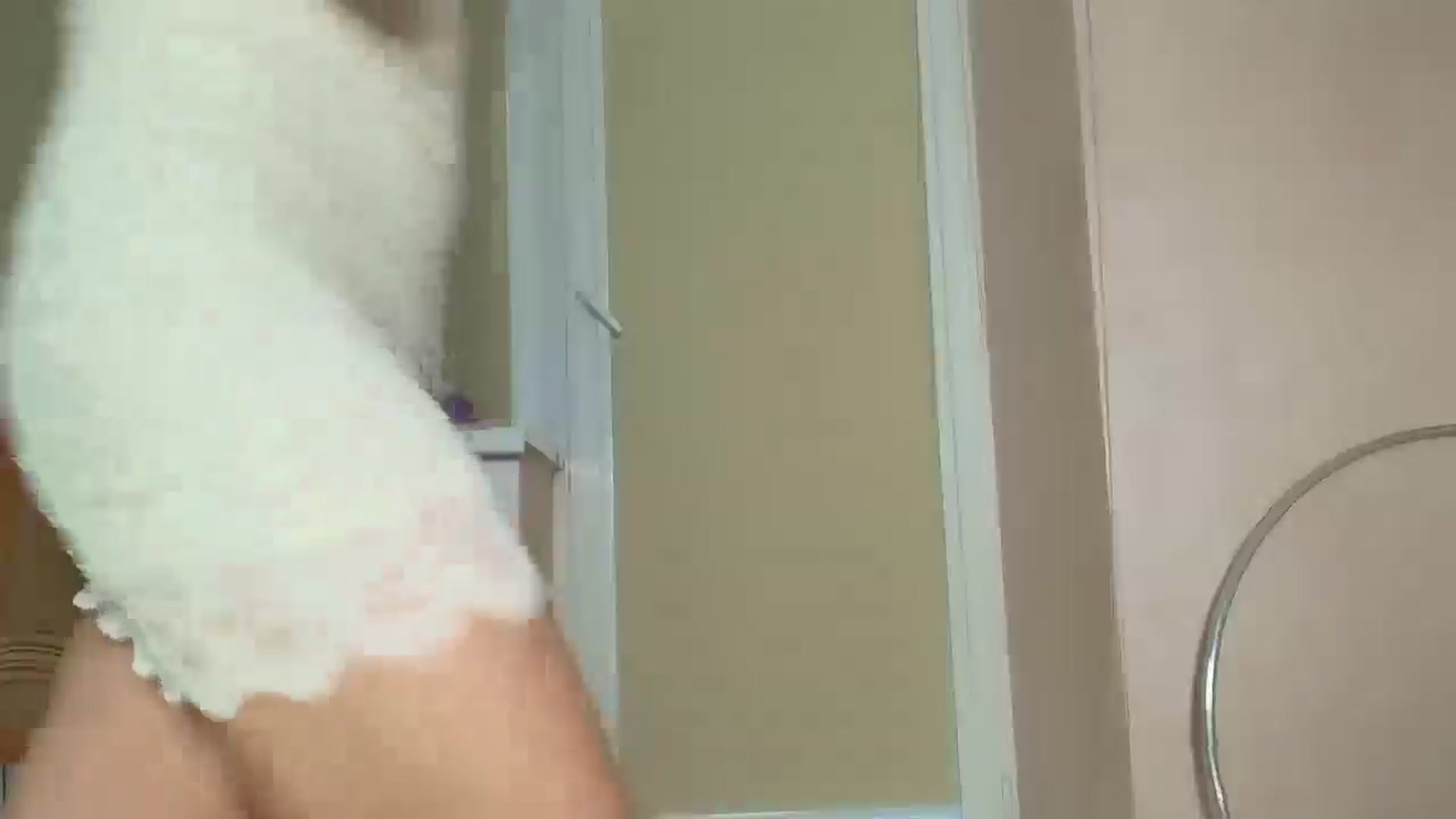 Gallery image thumbnail from Elenapre's myfreecams stream on, 09/23/2025, 05:24 image 13 of 20