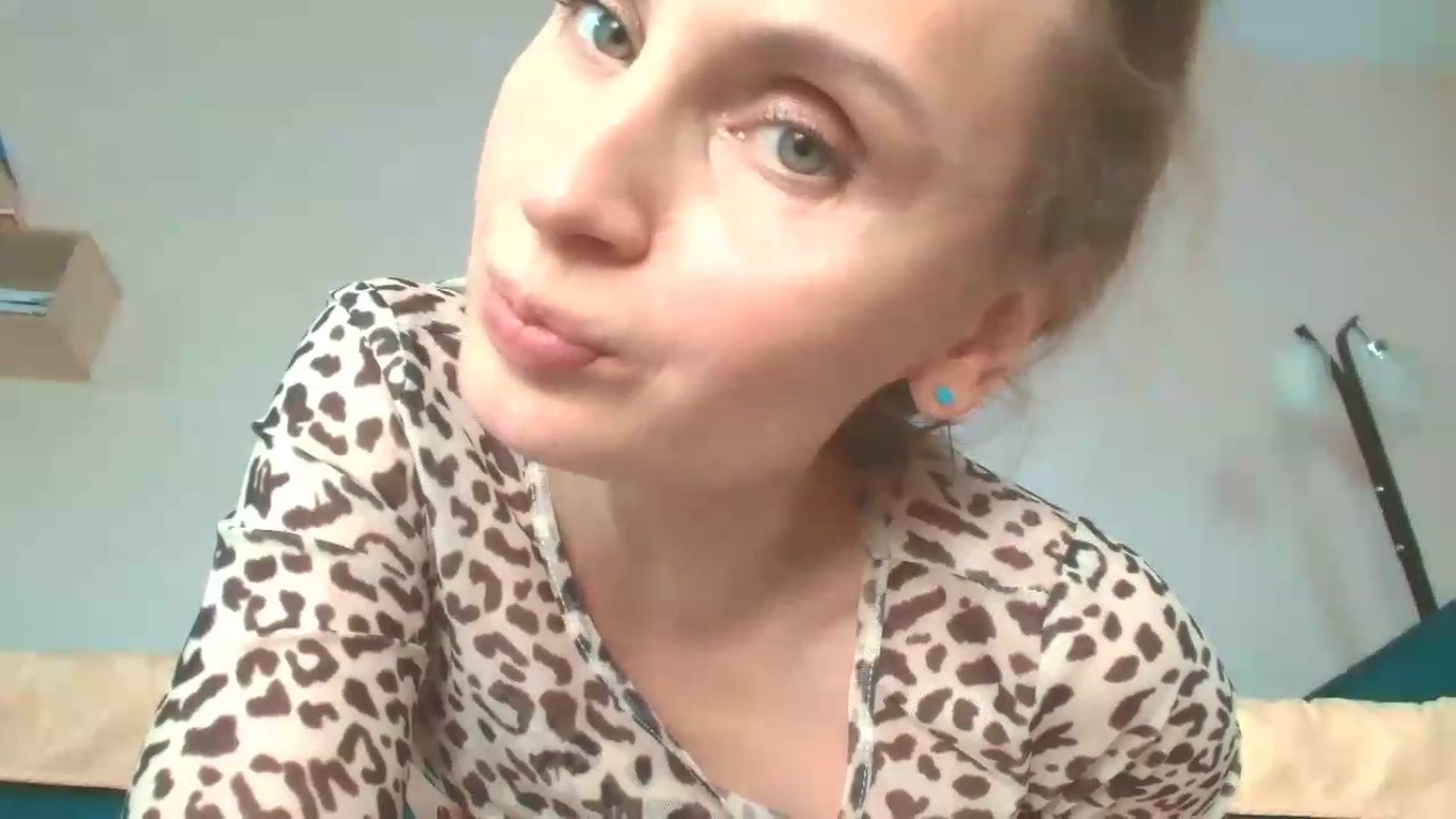 Gallery image thumbnail from Elenapre's myfreecams stream on, 07/03/2026, 05:15 image 13 of 20