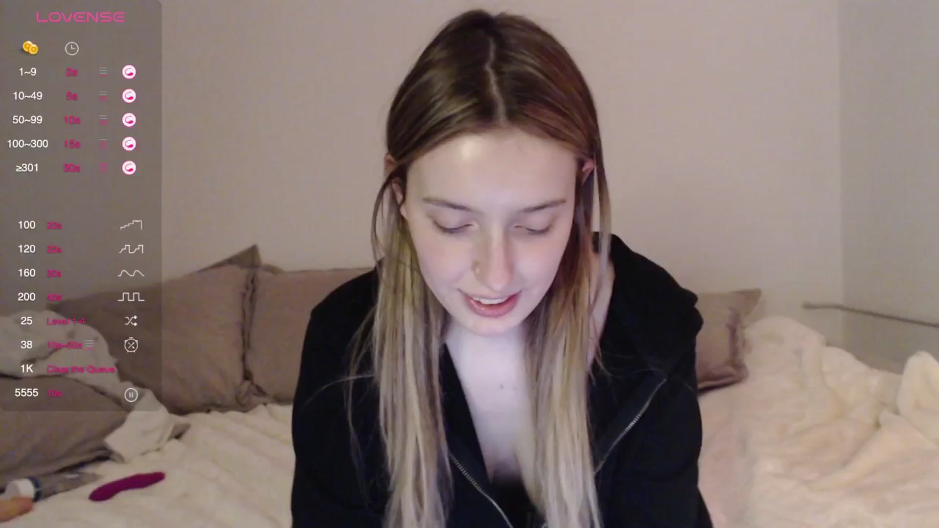 Gallery image thumbnail from Elenaxkiss's myfreecams stream on, 04/05/2025, 22:51 image 9 of 20