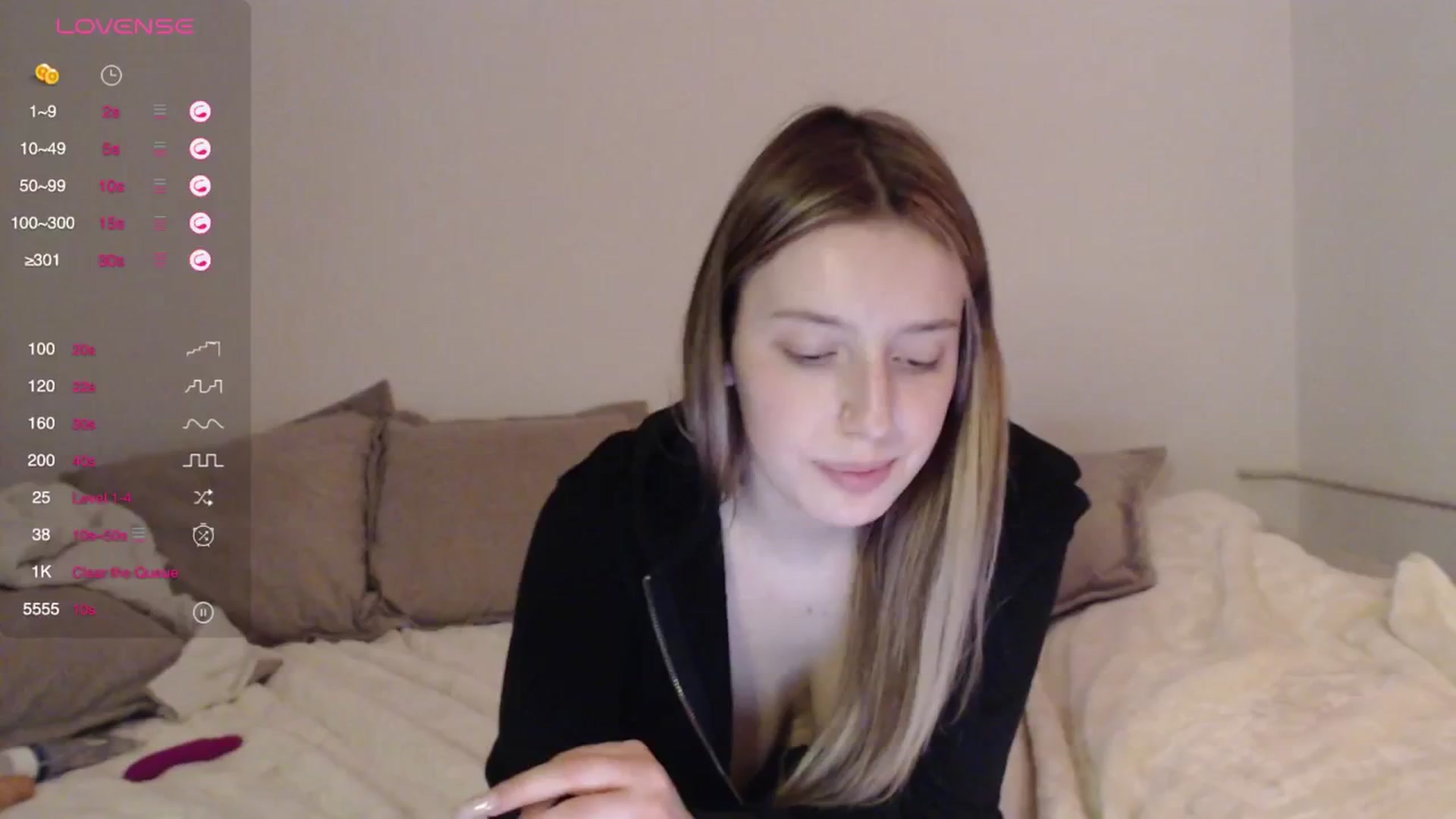 Gallery image thumbnail from Elenaxkiss's myfreecams stream on, 04/05/2025, 22:51 image 8 of 20
