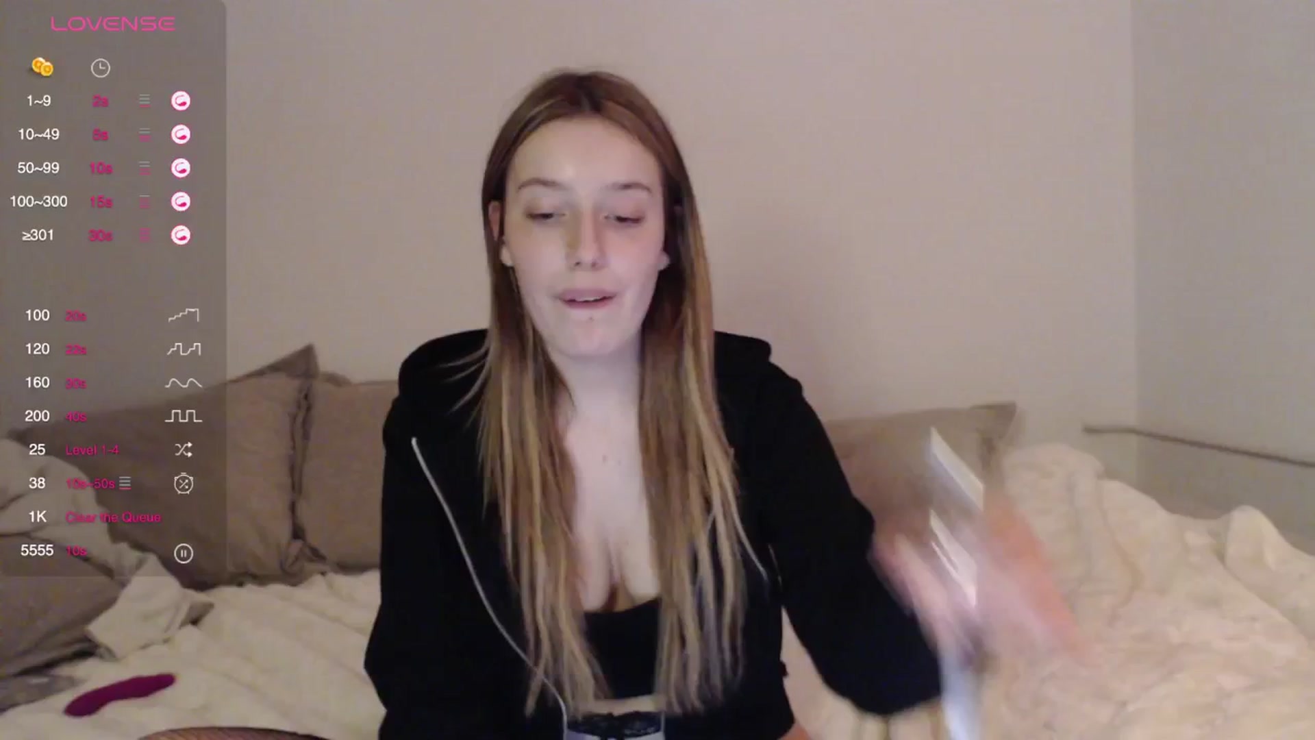Gallery image thumbnail from Elenaxkiss's myfreecams stream on, 04/05/2025, 22:51 image 7 of 20