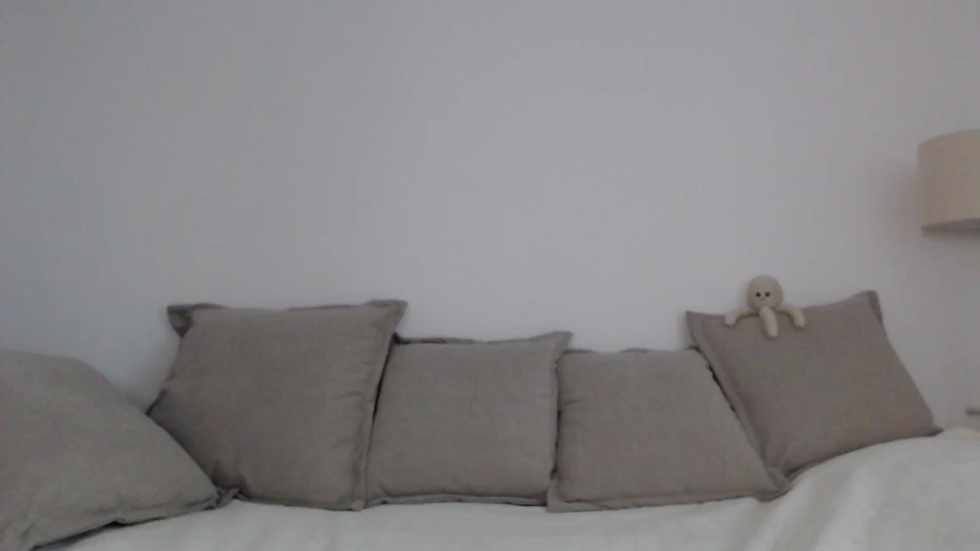 Gallery image thumbnail from Elenaxkiss's myfreecams stream on, 05/08/2025, 10:25 image 13 of 20