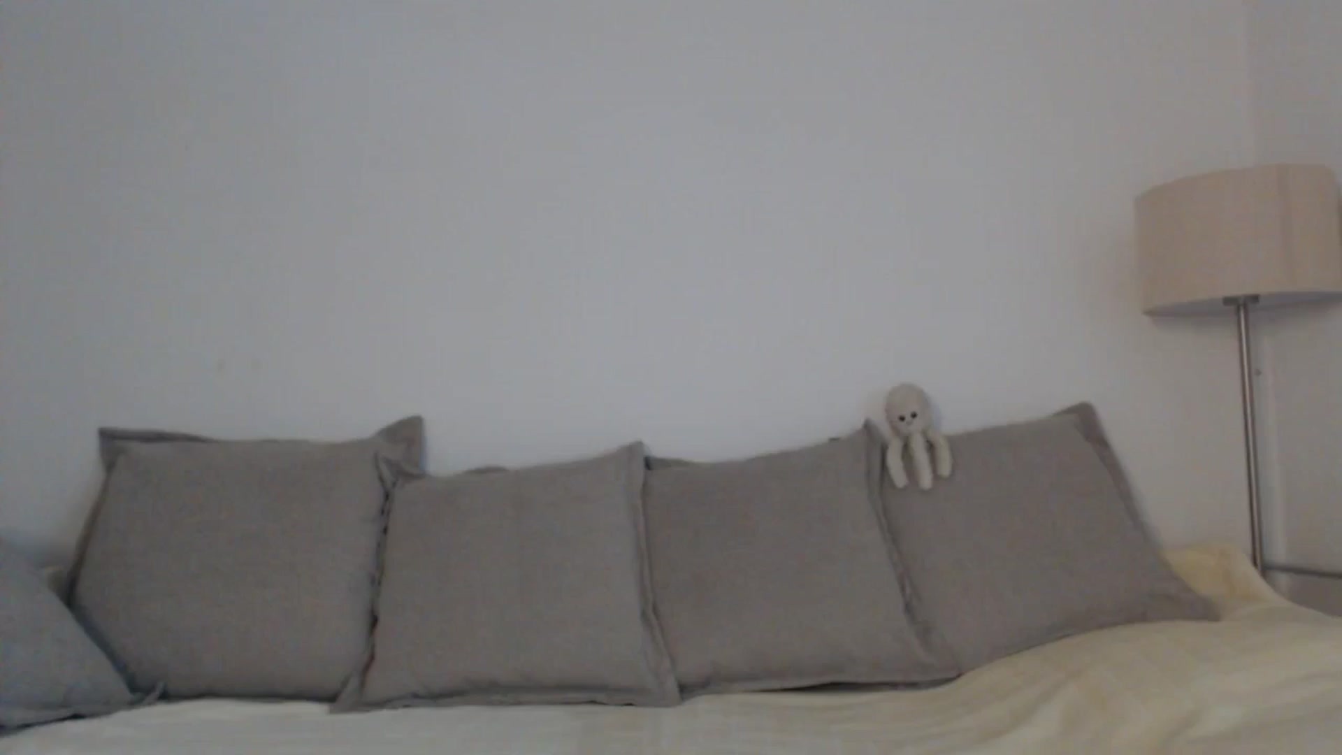 Gallery image thumbnail from Elenaxkiss's myfreecams stream on, 05/12/2025, 11:45 image 1 of 20