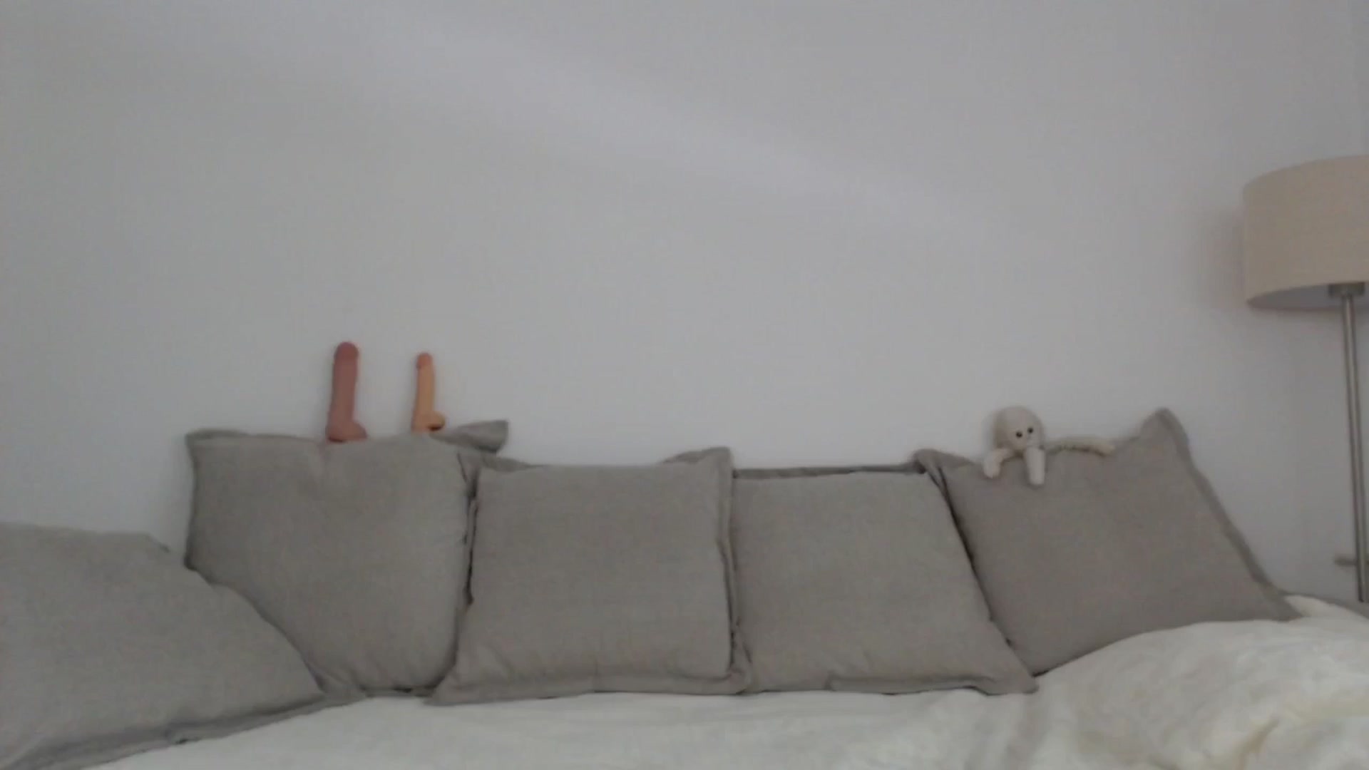 Gallery image thumbnail from Elenaxkiss's myfreecams stream on, 05/18/2025, 13:41 image 2 of 20