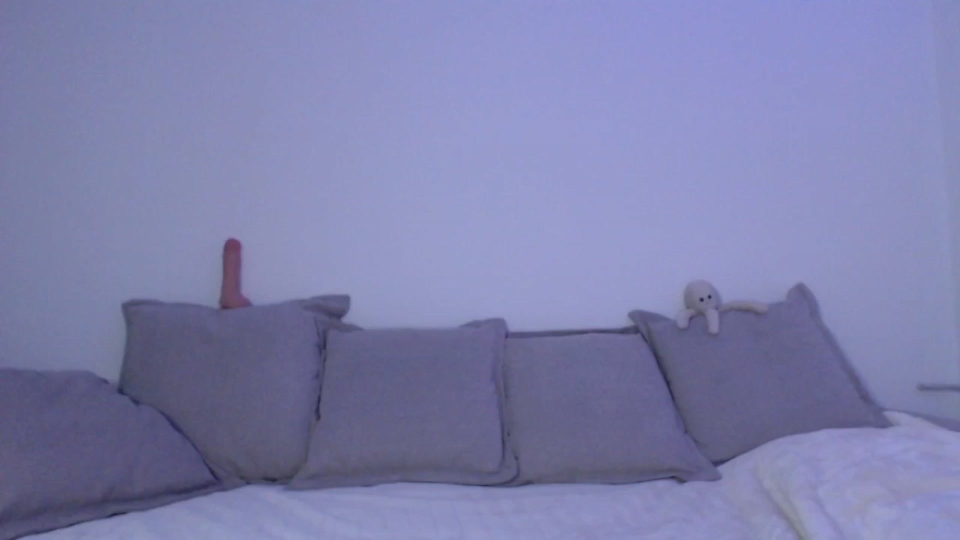 Gallery image thumbnail from Elenaxkiss's myfreecams stream on, 05/18/2025, 17:51 image 7 of 20