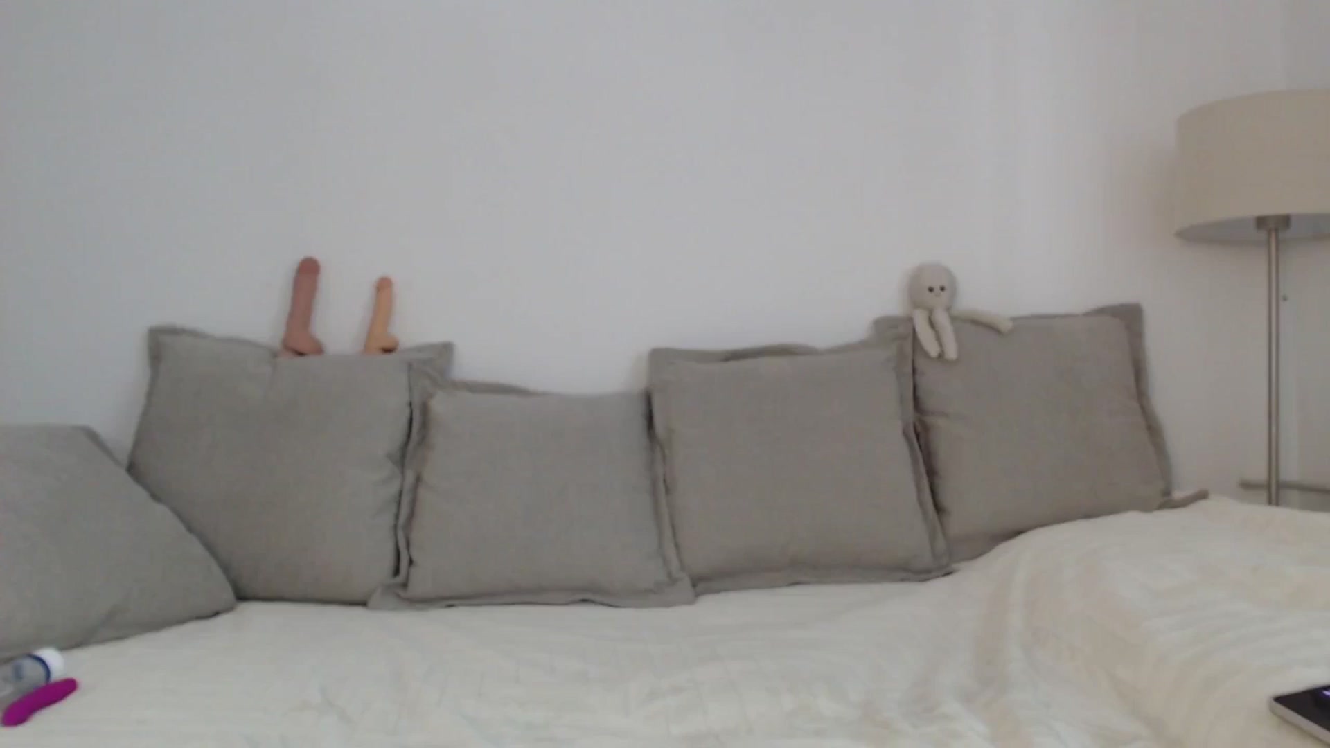 Gallery image thumbnail from Elenaxkiss's myfreecams stream on, 05/20/2025, 09:30 image 14 of 20