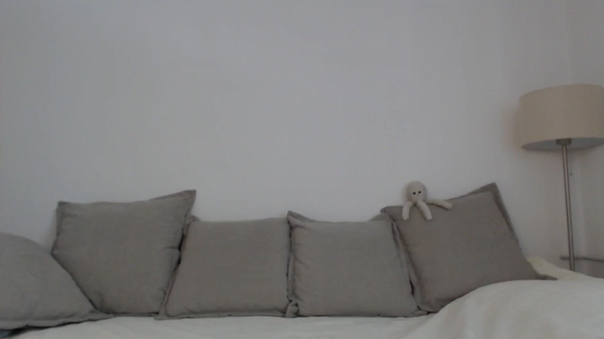 Gallery image thumbnail from Elenaxkiss's myfreecams stream on, 05/26/2025, 11:11 image 6 of 20