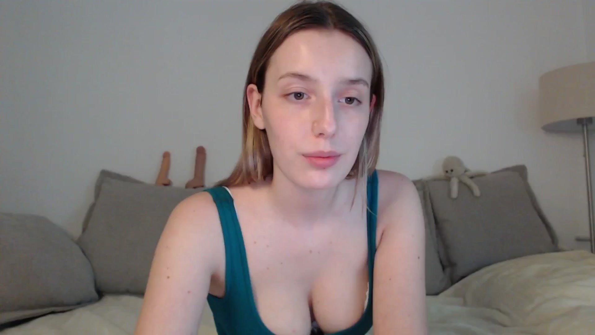 Gallery image thumbnail from Elenaxkiss's myfreecams stream on, 06/03/2025, 16:38 image 15 of 20
