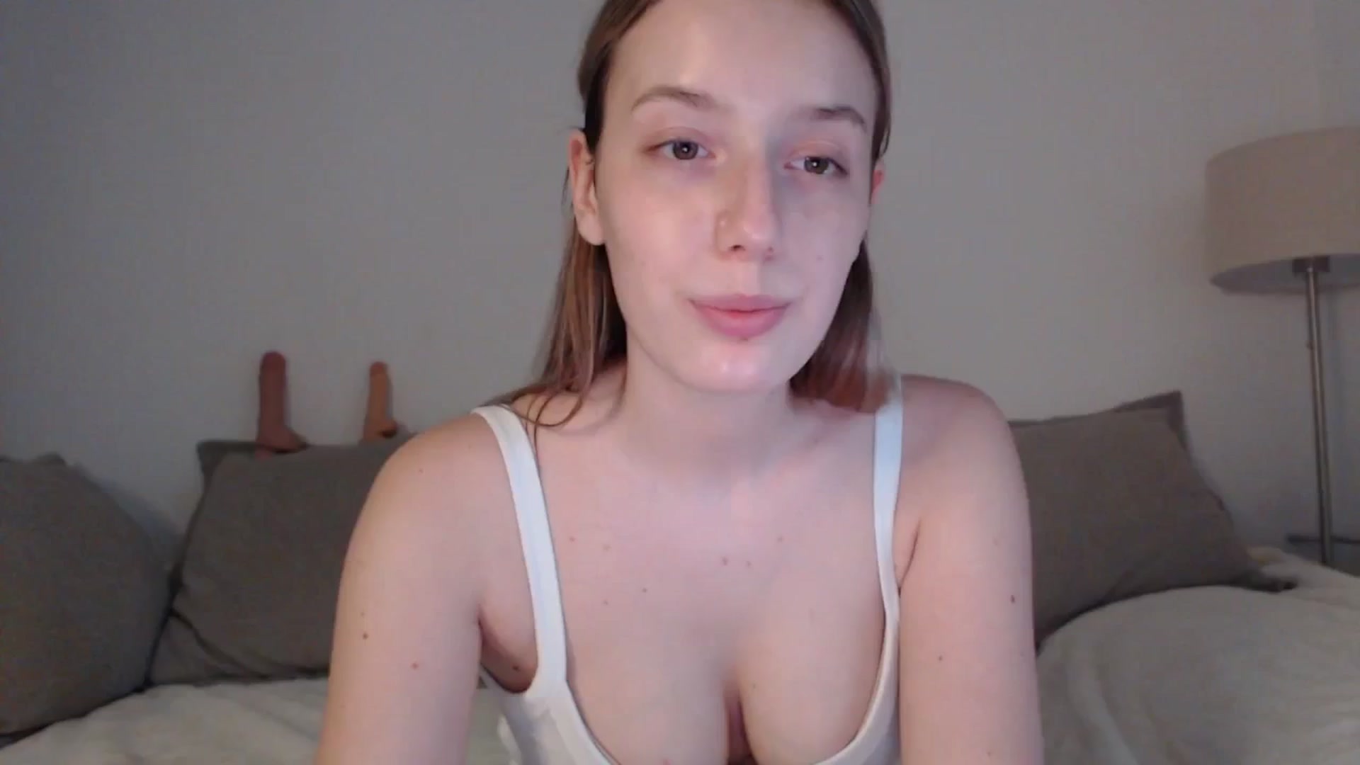 Gallery image thumbnail from Elenaxkiss's myfreecams stream on, 06/06/2025, 18:00 image 10 of 20