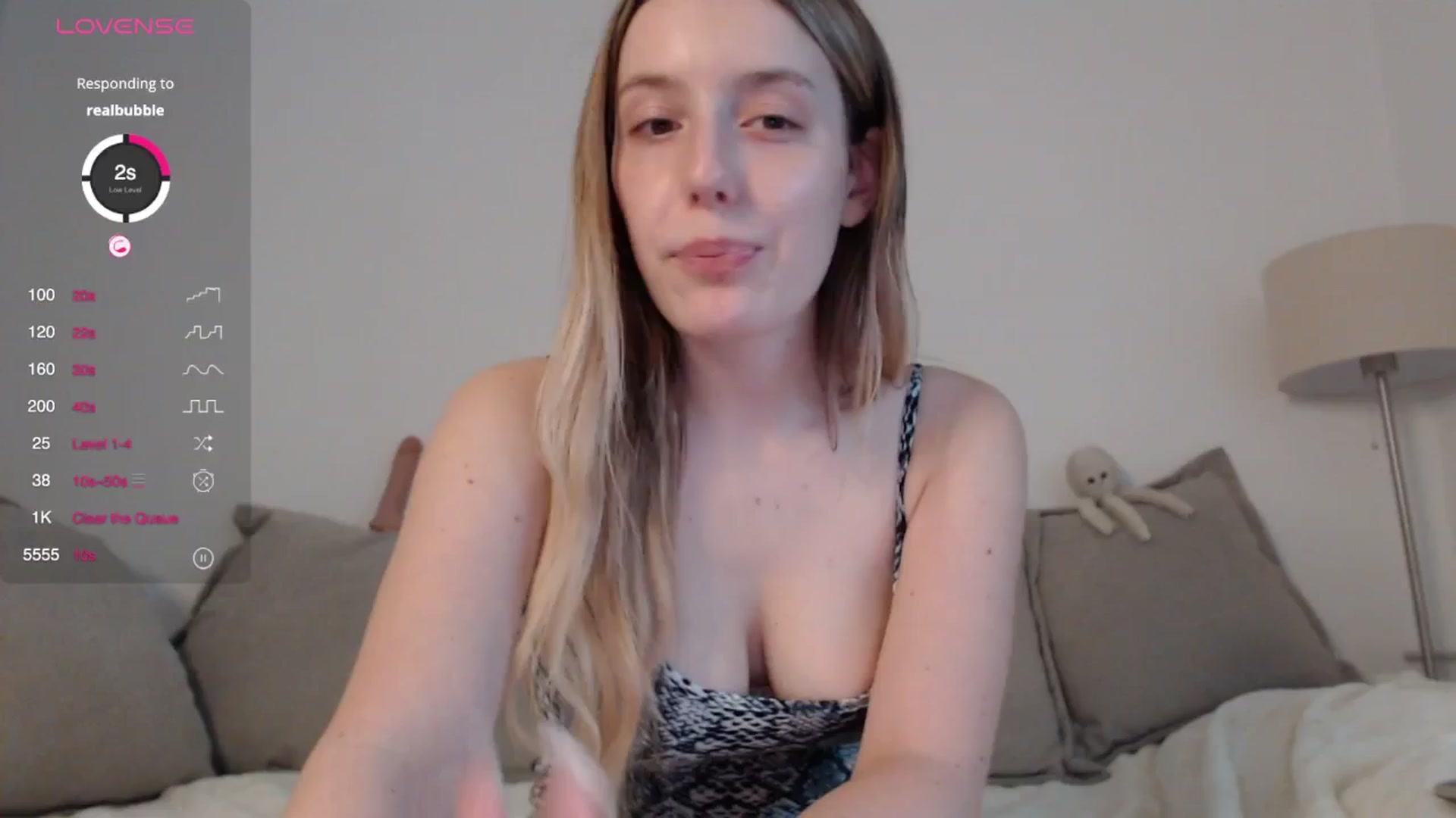 Gallery image thumbnail from Elenaxkiss's myfreecams stream on, 06/12/2025, 17:00 image 19 of 20