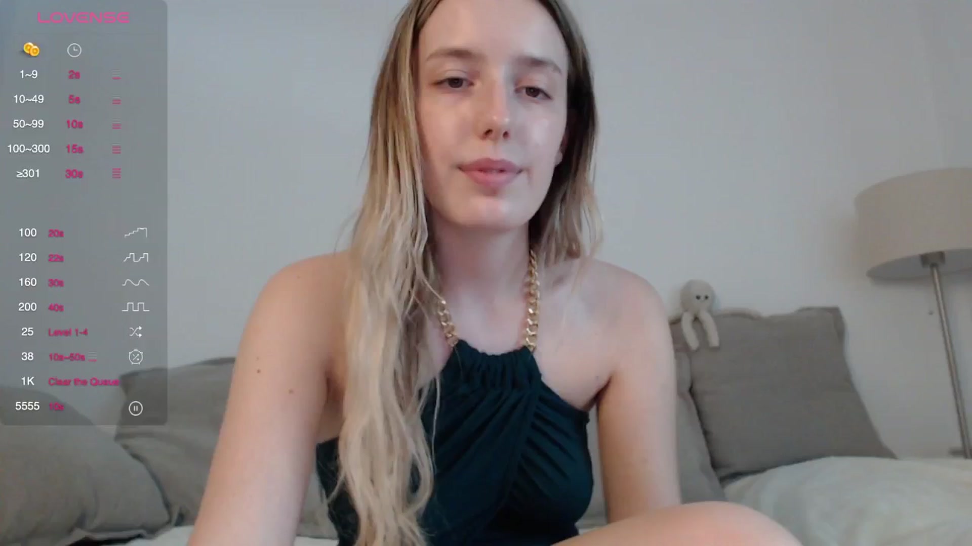 Gallery image thumbnail from Elenaxkiss's myfreecams stream on, 06/13/2025, 11:10 image 16 of 20
