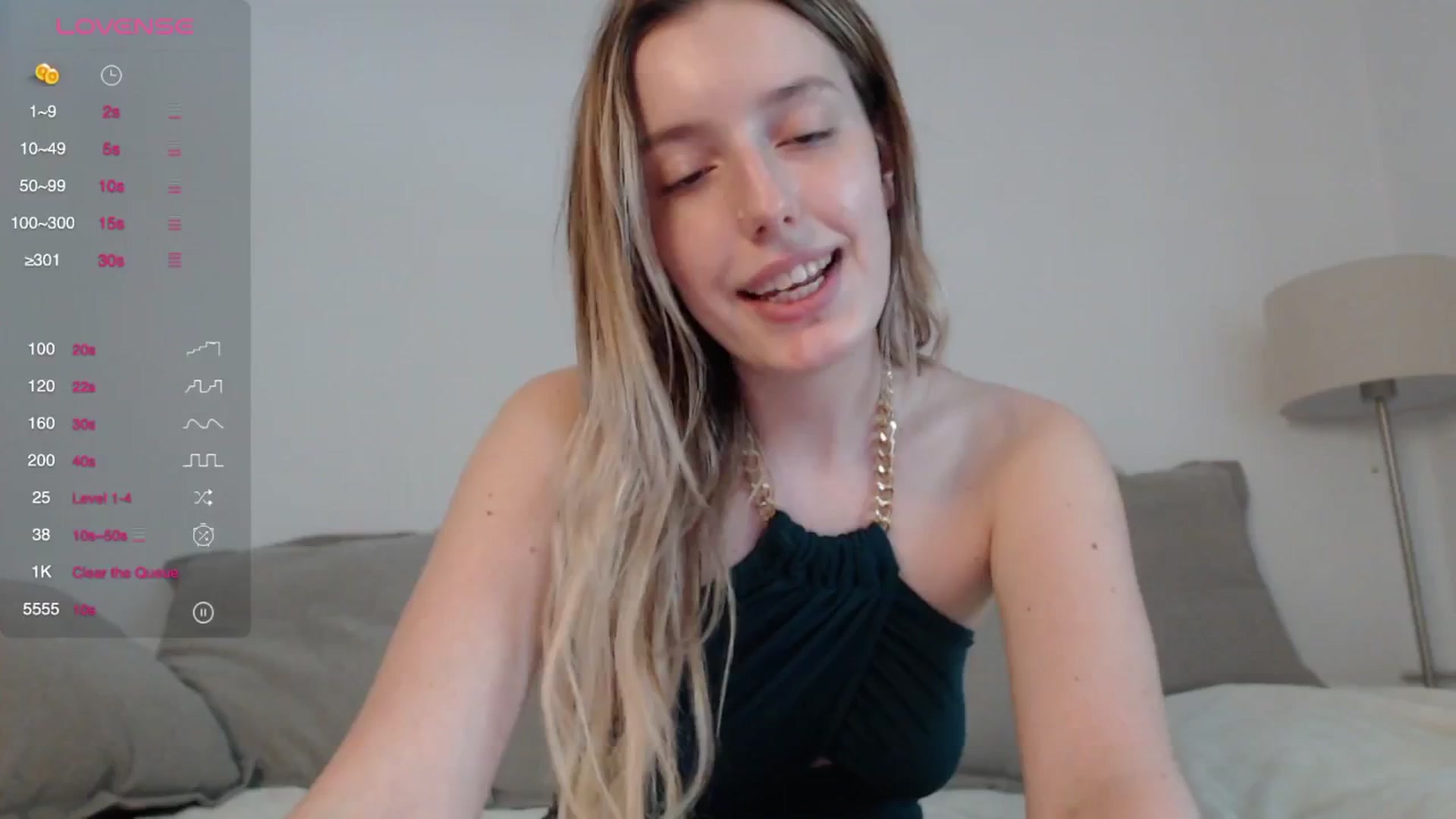 Gallery image thumbnail from Elenaxkiss's myfreecams stream on, 06/13/2025, 11:10 image 15 of 20