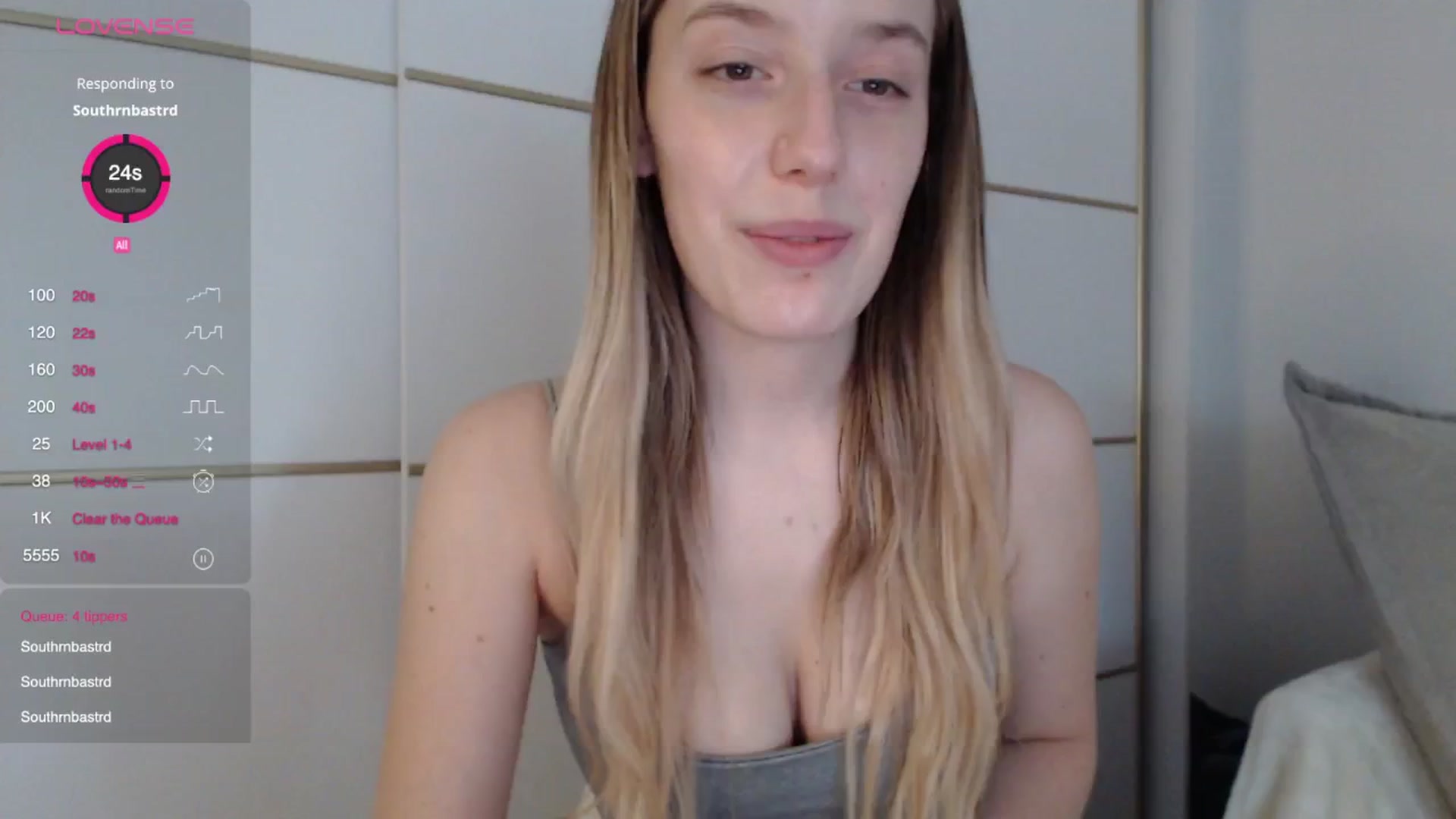 Gallery image thumbnail from Elenaxkiss's myfreecams stream on, 06/14/2025, 12:35 image 6 of 20