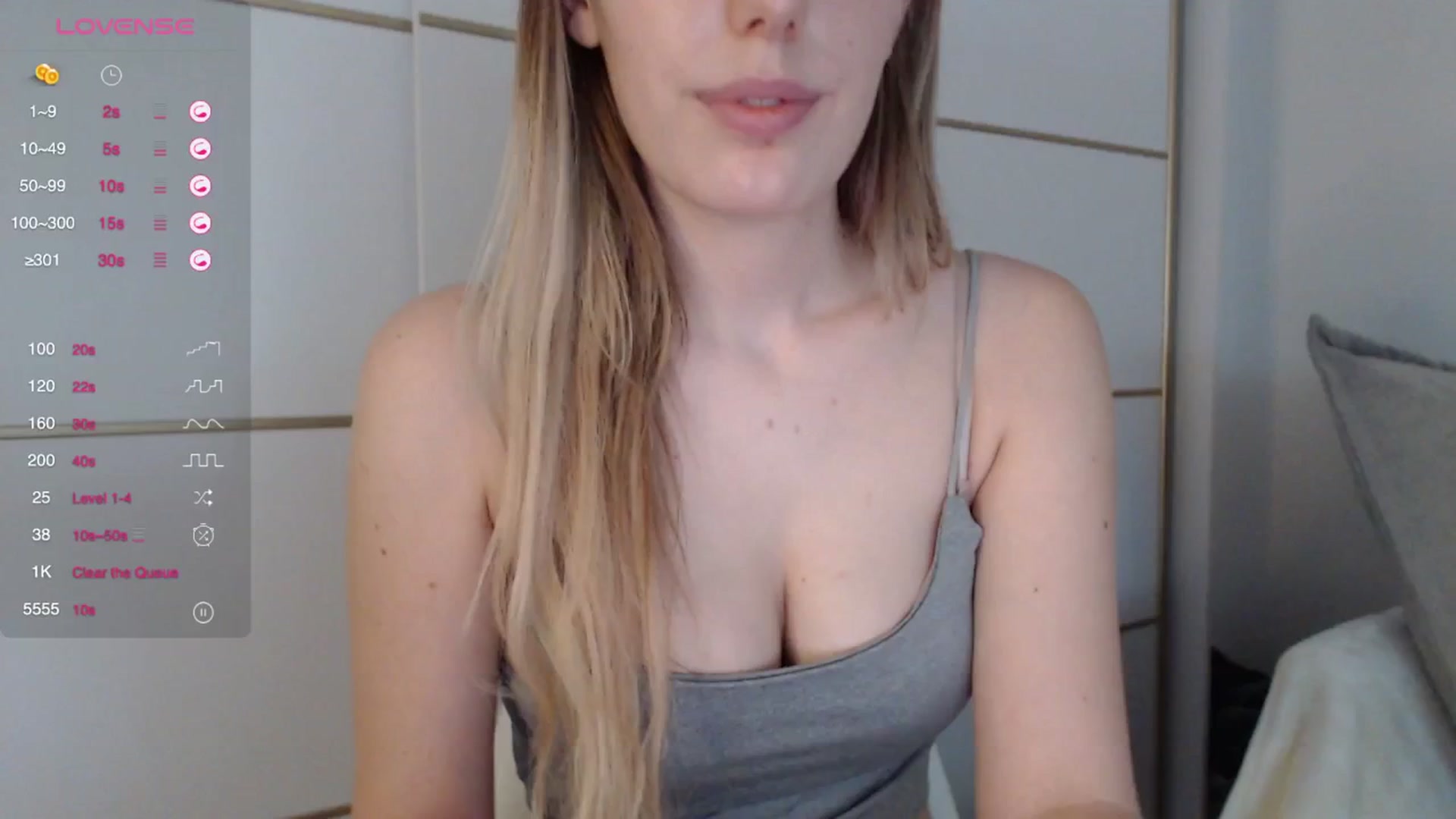 Gallery image thumbnail from Elenaxkiss's myfreecams stream on, 06/14/2025, 12:35 image 17 of 20