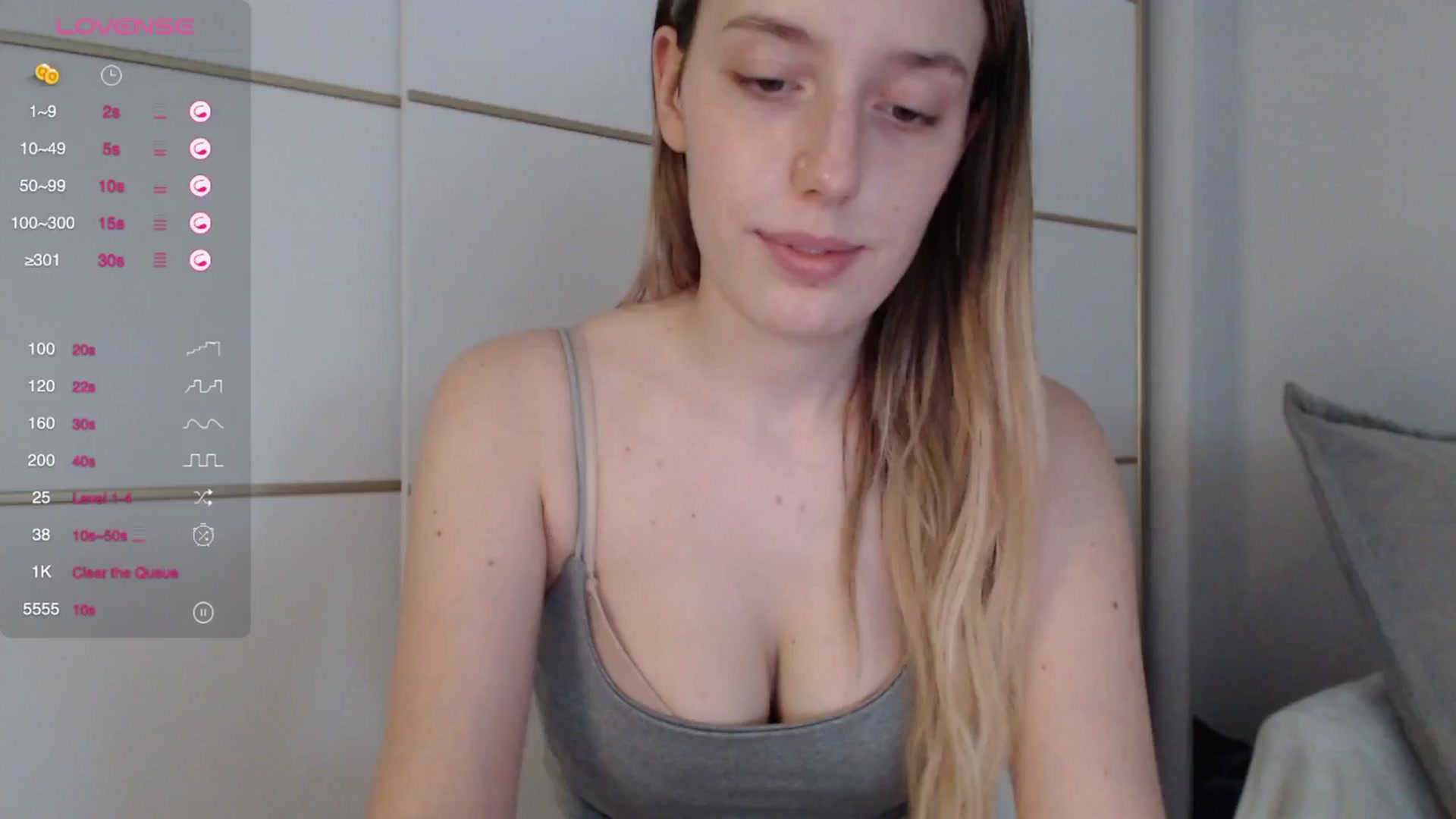Gallery image thumbnail from Elenaxkiss's myfreecams stream on, 06/14/2025, 12:35 image 10 of 20