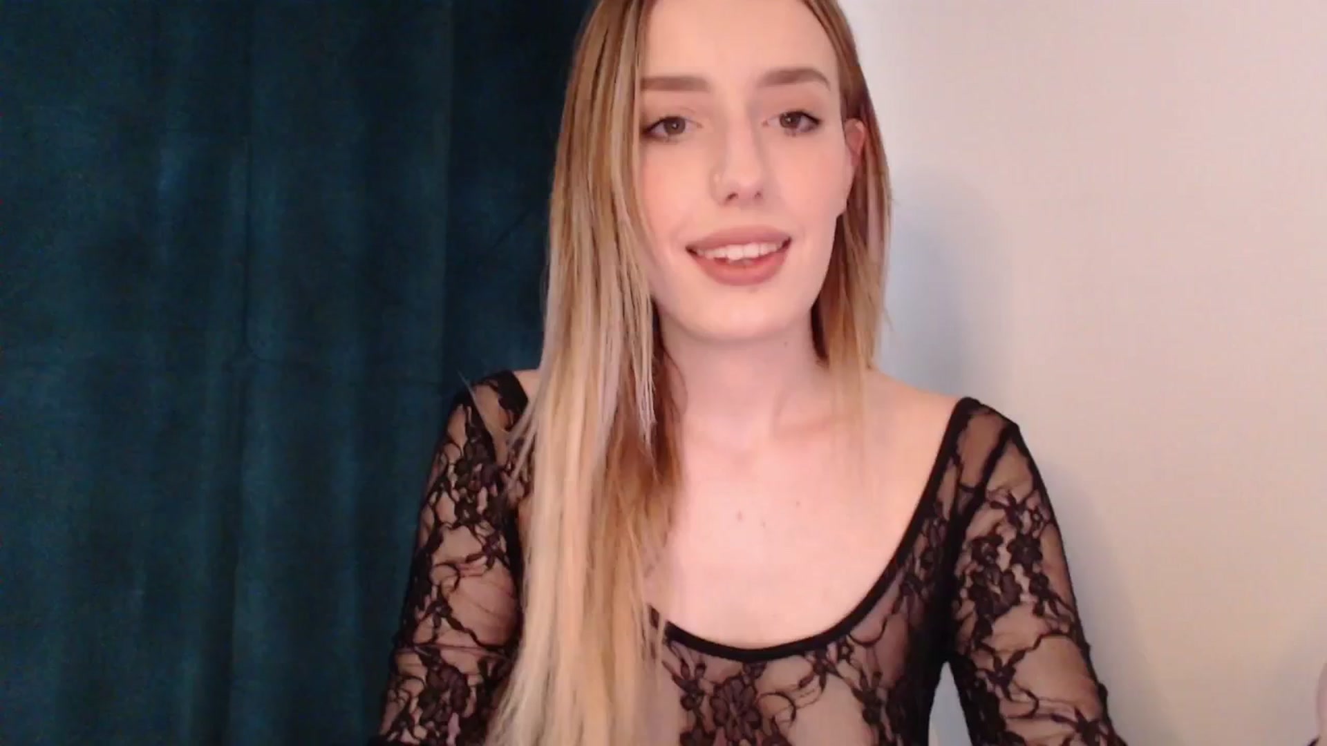 Gallery image thumbnail from Elenaxkiss's myfreecams stream on, 06/23/2025, 10:50 image 1 of 20