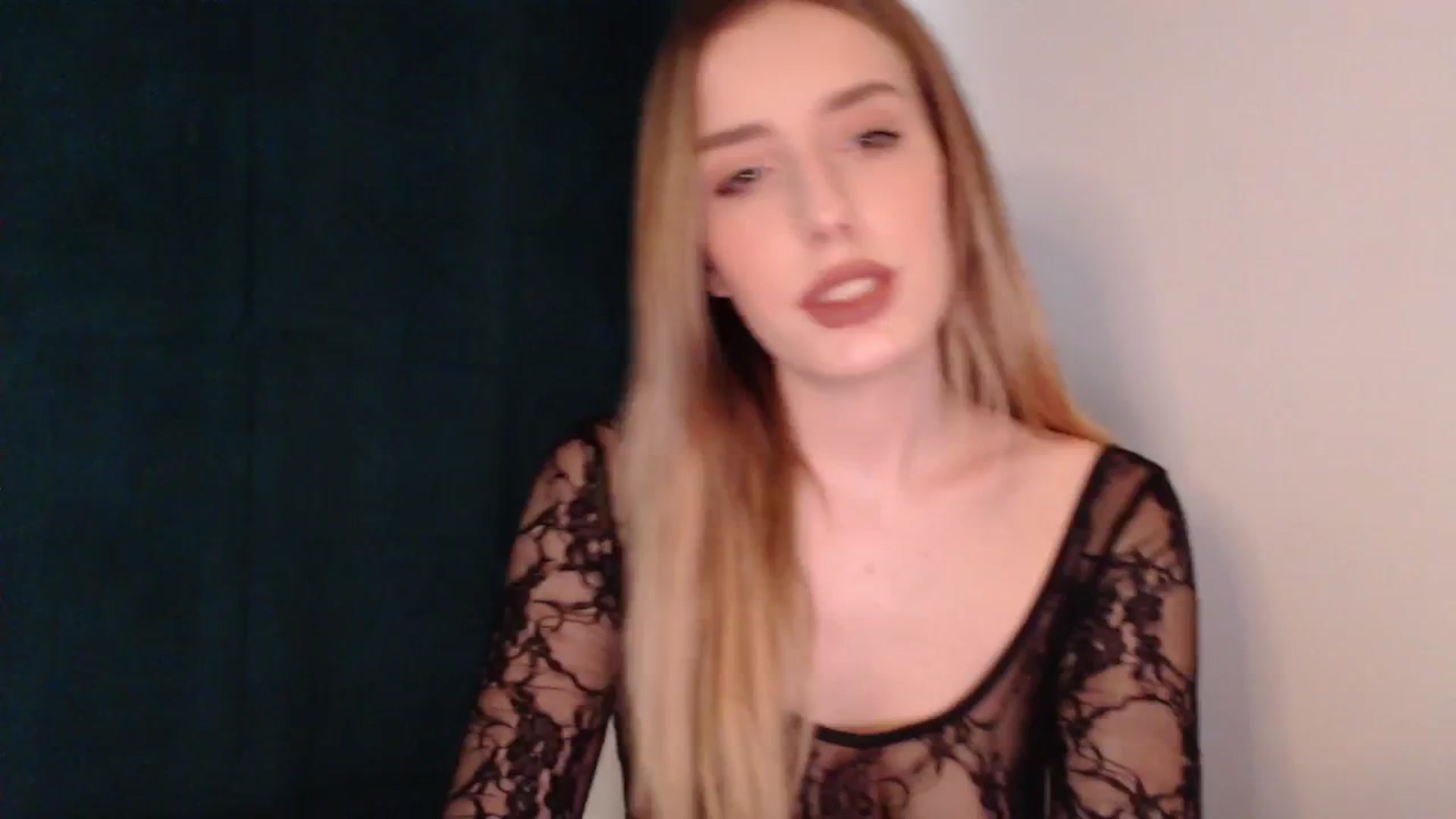 Gallery image thumbnail from Elenaxkiss's myfreecams stream on, 06/23/2025, 14:24 image 18 of 20