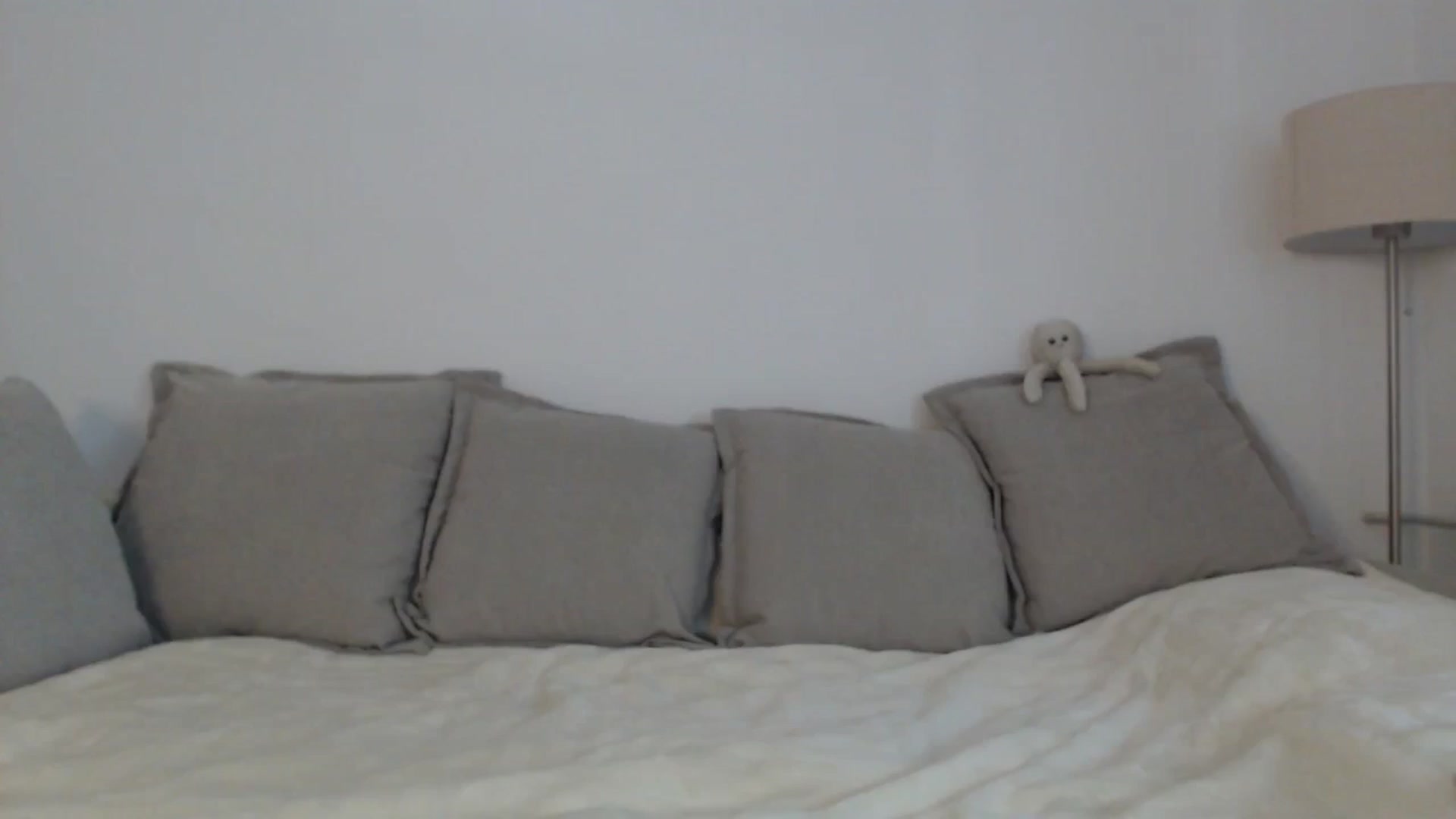 Gallery image thumbnail from Elenaxkiss's myfreecams stream on, 06/30/2025, 08:17 image 16 of 20
