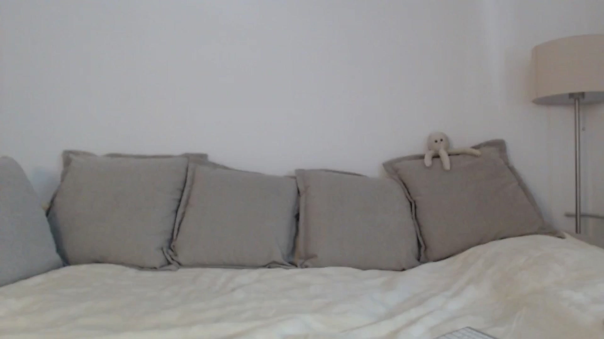 Gallery image thumbnail from Elenaxkiss's myfreecams stream on, 06/30/2025, 08:17 image 19 of 20
