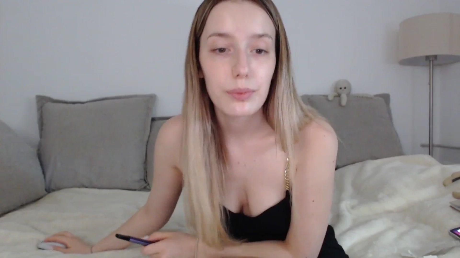 Gallery image thumbnail from Elenaxkiss's myfreecams stream on, 07/05/2025, 15:23 image 18 of 20