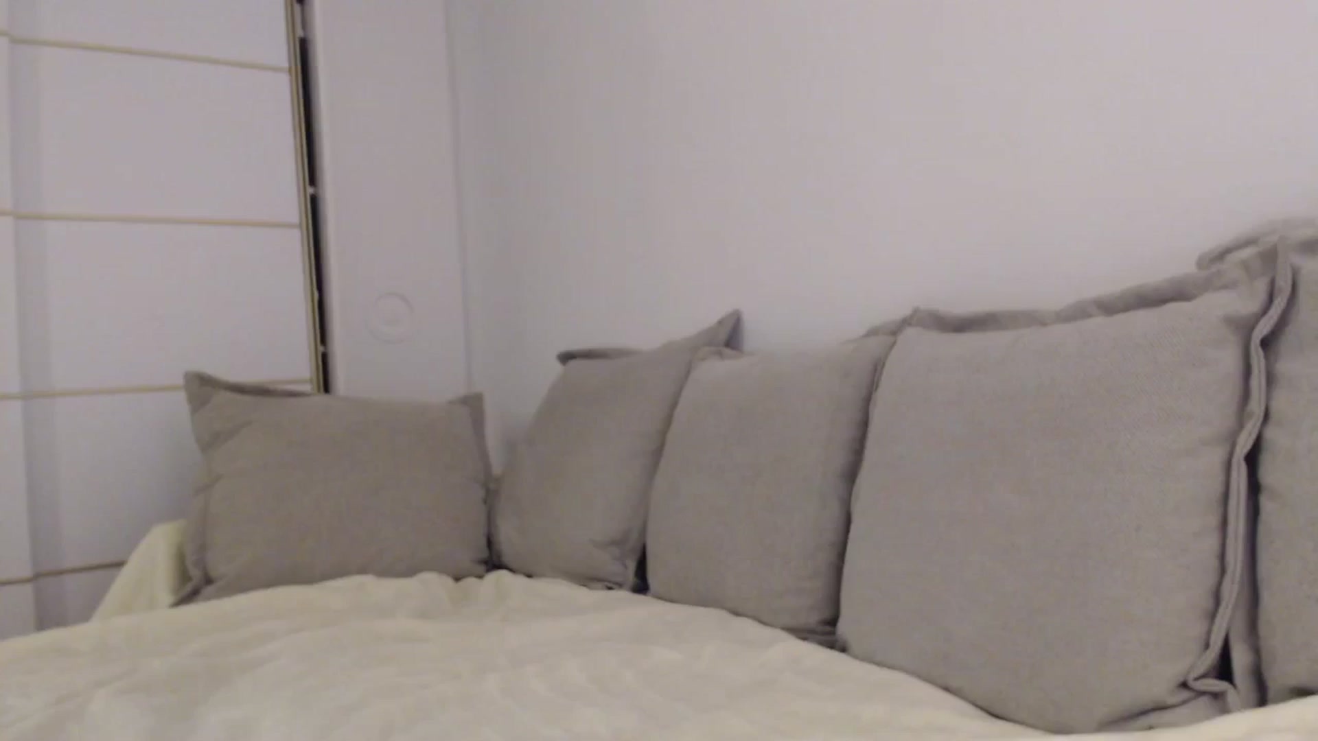 Gallery image thumbnail from Elenaxkiss's myfreecams stream on, 07/16/2025, 20:32 image 6 of 20