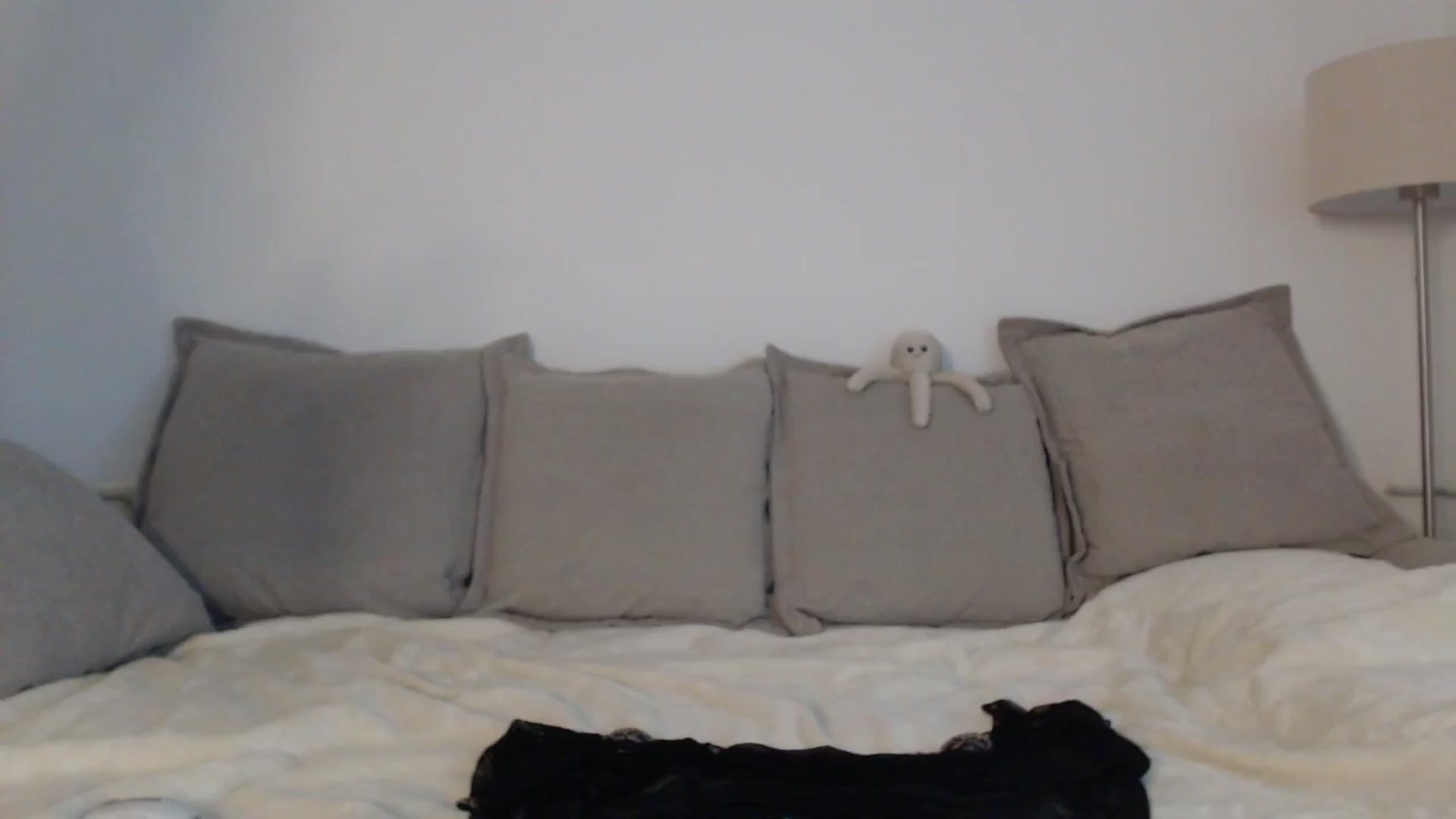 Gallery image thumbnail from Elenaxkiss's myfreecams stream on, 07/18/2025, 18:08 image 4 of 20