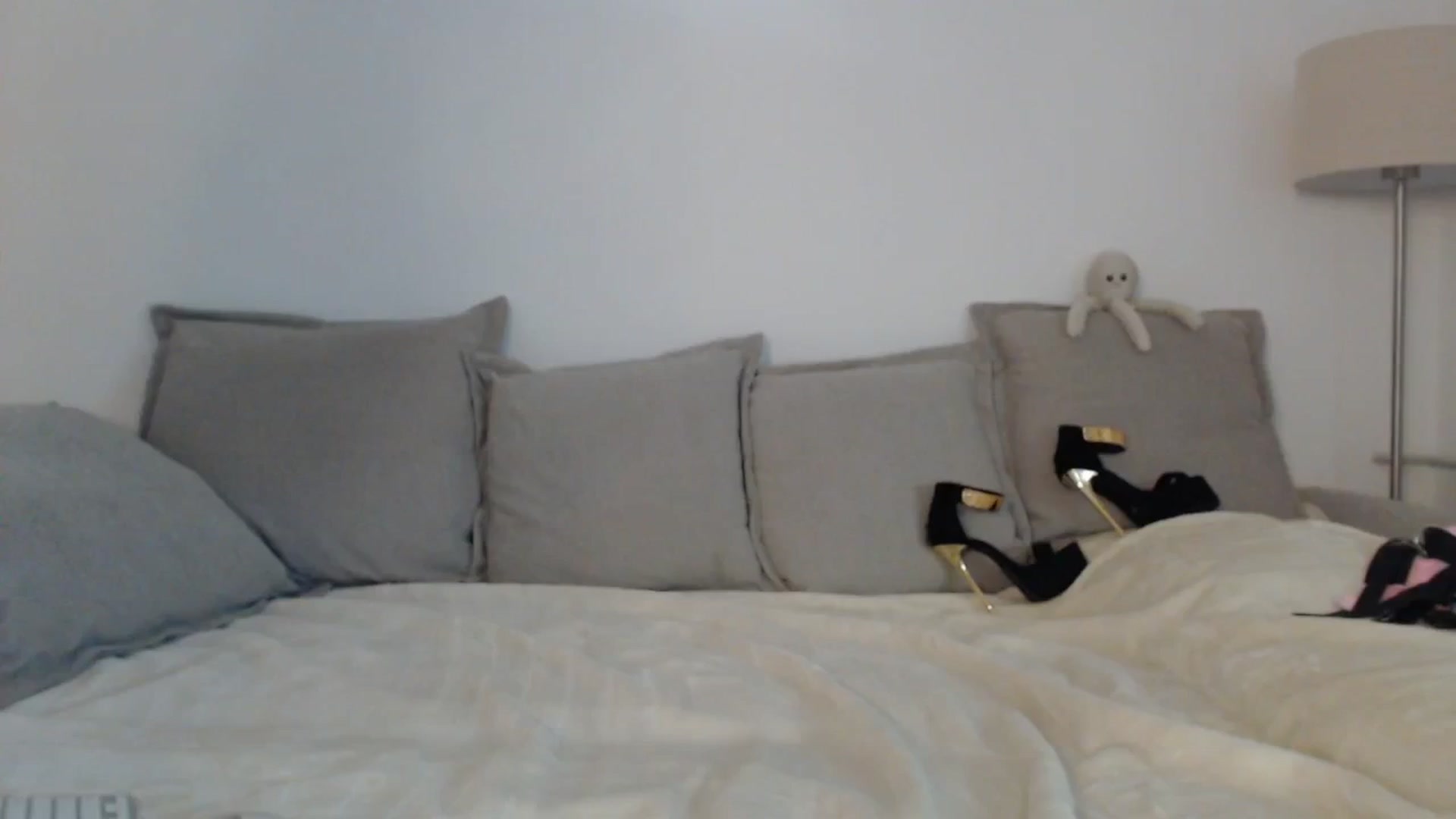Gallery image thumbnail from Elenaxkiss's myfreecams stream on, 07/19/2025, 15:23 image 5 of 20