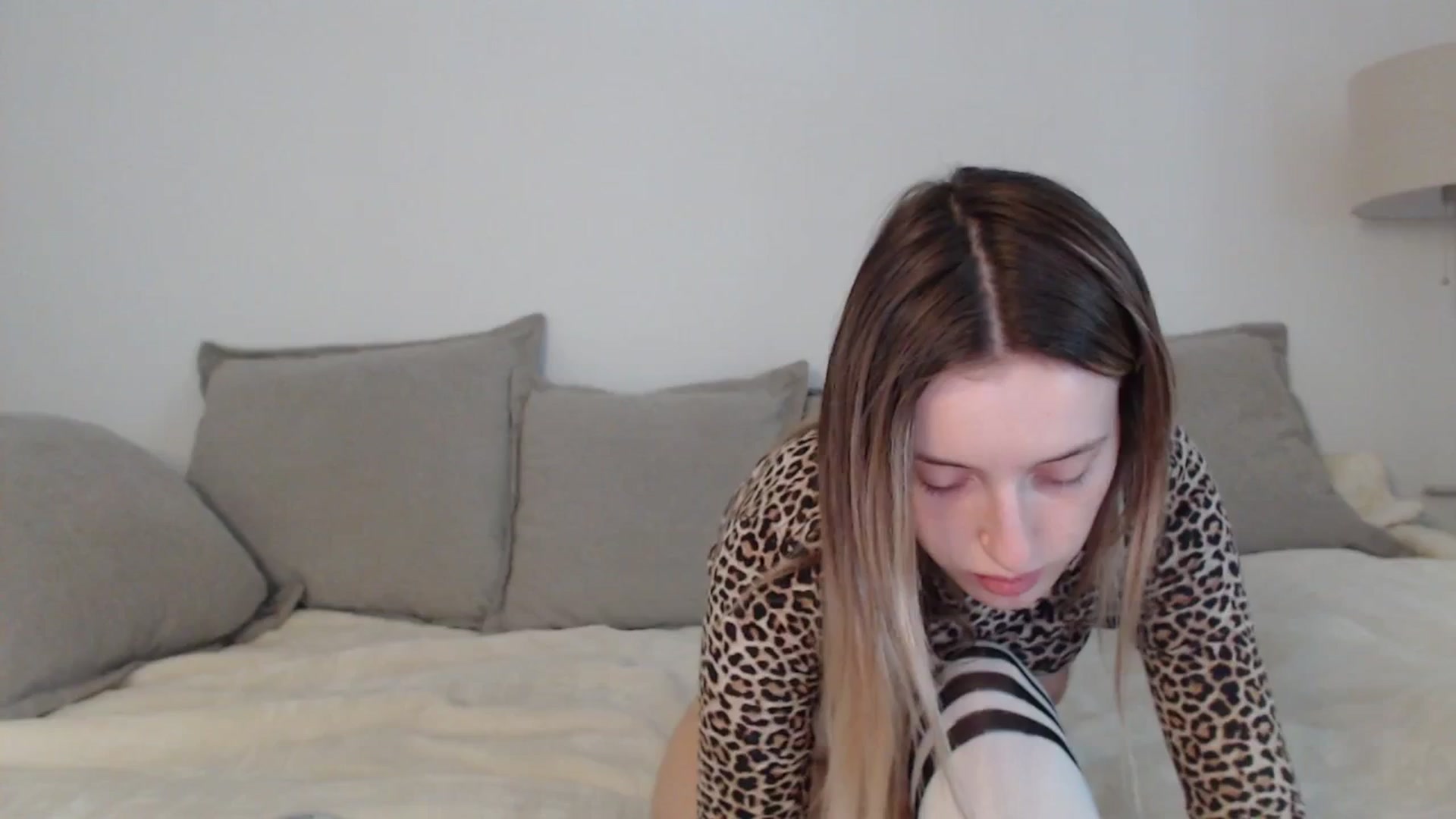 Gallery image thumbnail from Elenaxkiss's myfreecams stream on, 07/26/2025, 12:05 image 2 of 20