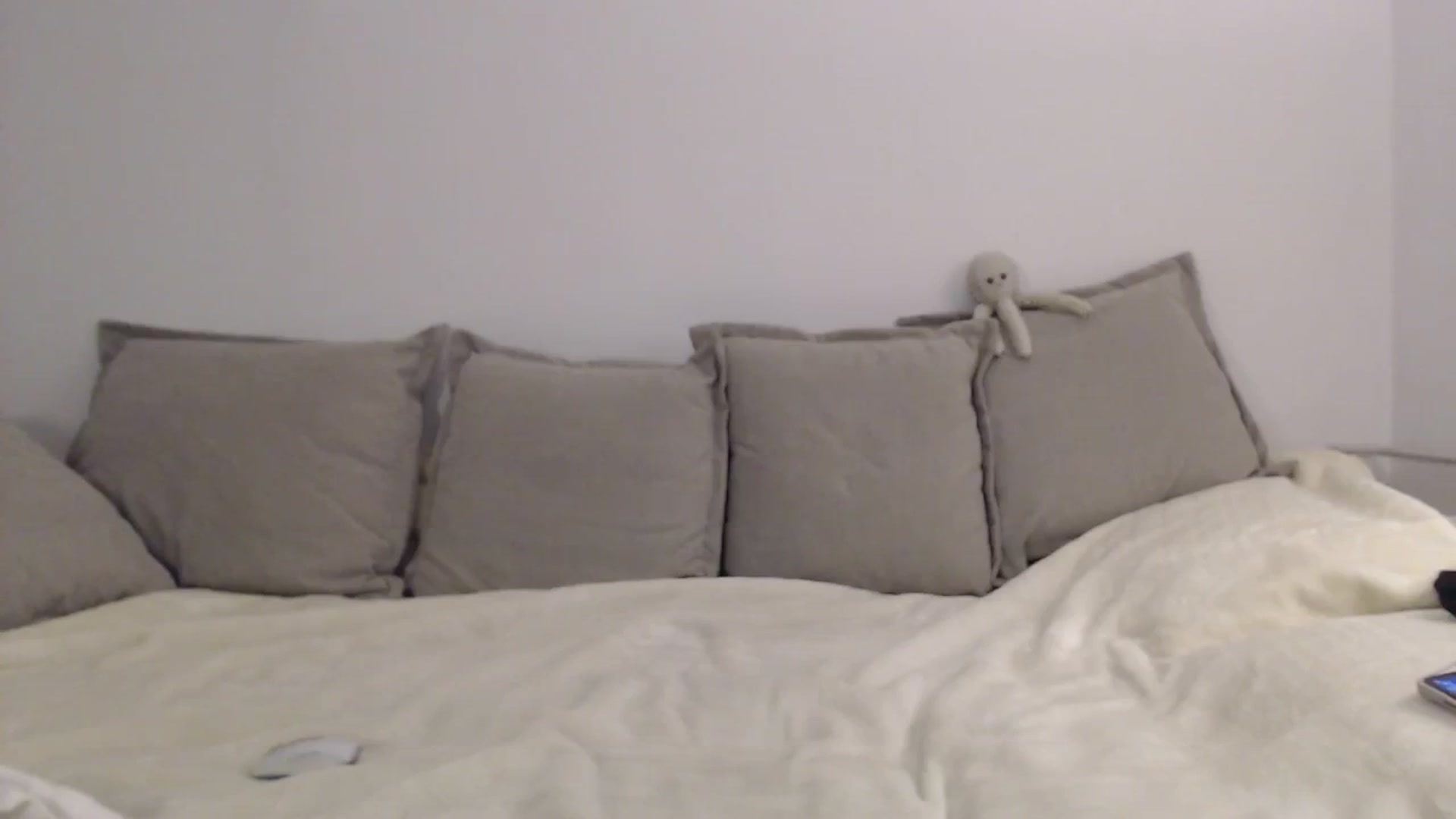 Gallery image thumbnail from Elenaxkiss's myfreecams stream on, 07/28/2025, 15:05 image 16 of 20