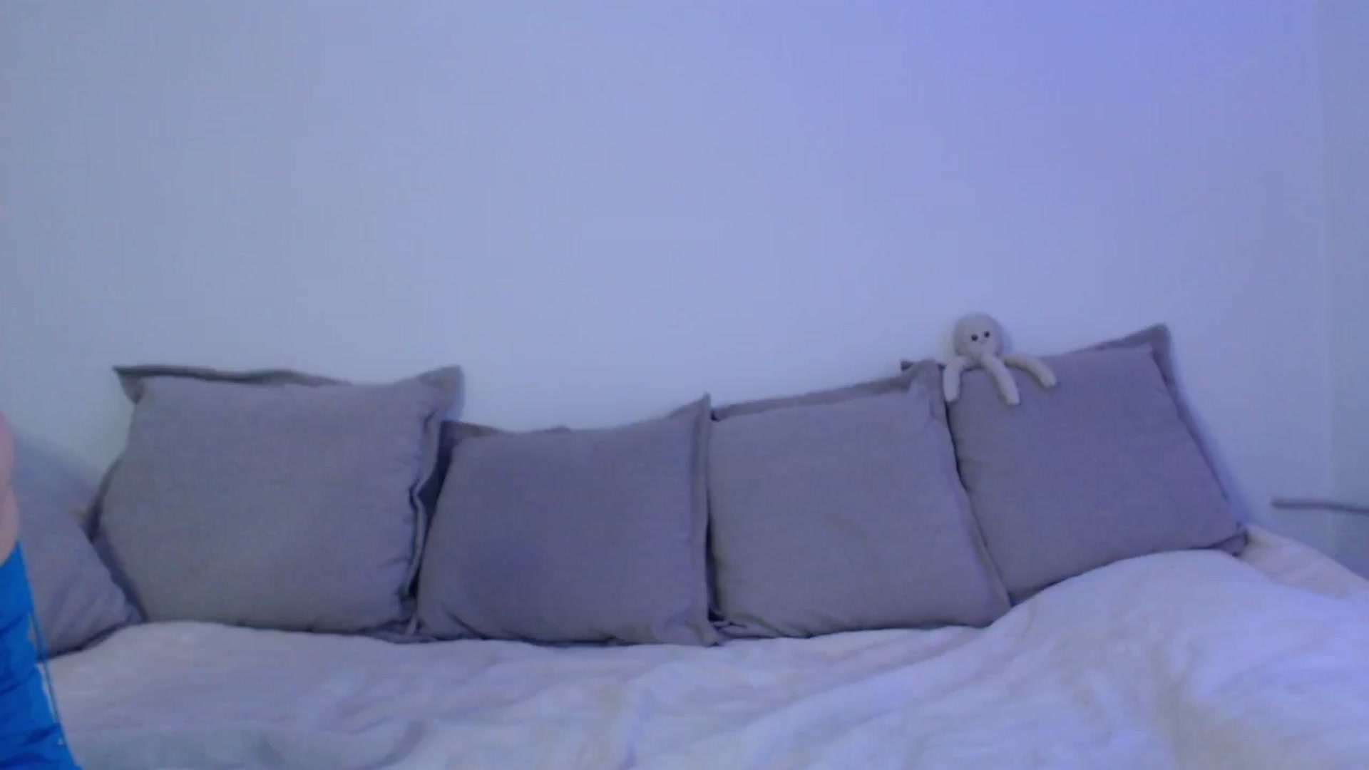 Gallery image thumbnail from Elenaxkiss's myfreecams stream on, 08/03/2025, 11:30 image 16 of 20