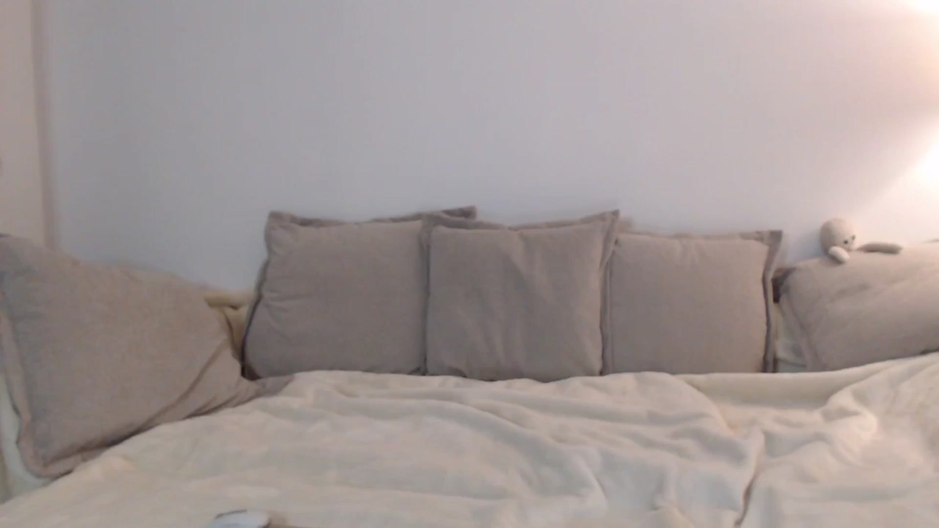 Gallery image thumbnail from Elenaxkiss's myfreecams stream on, 08/08/2025, 18:31 image 14 of 20