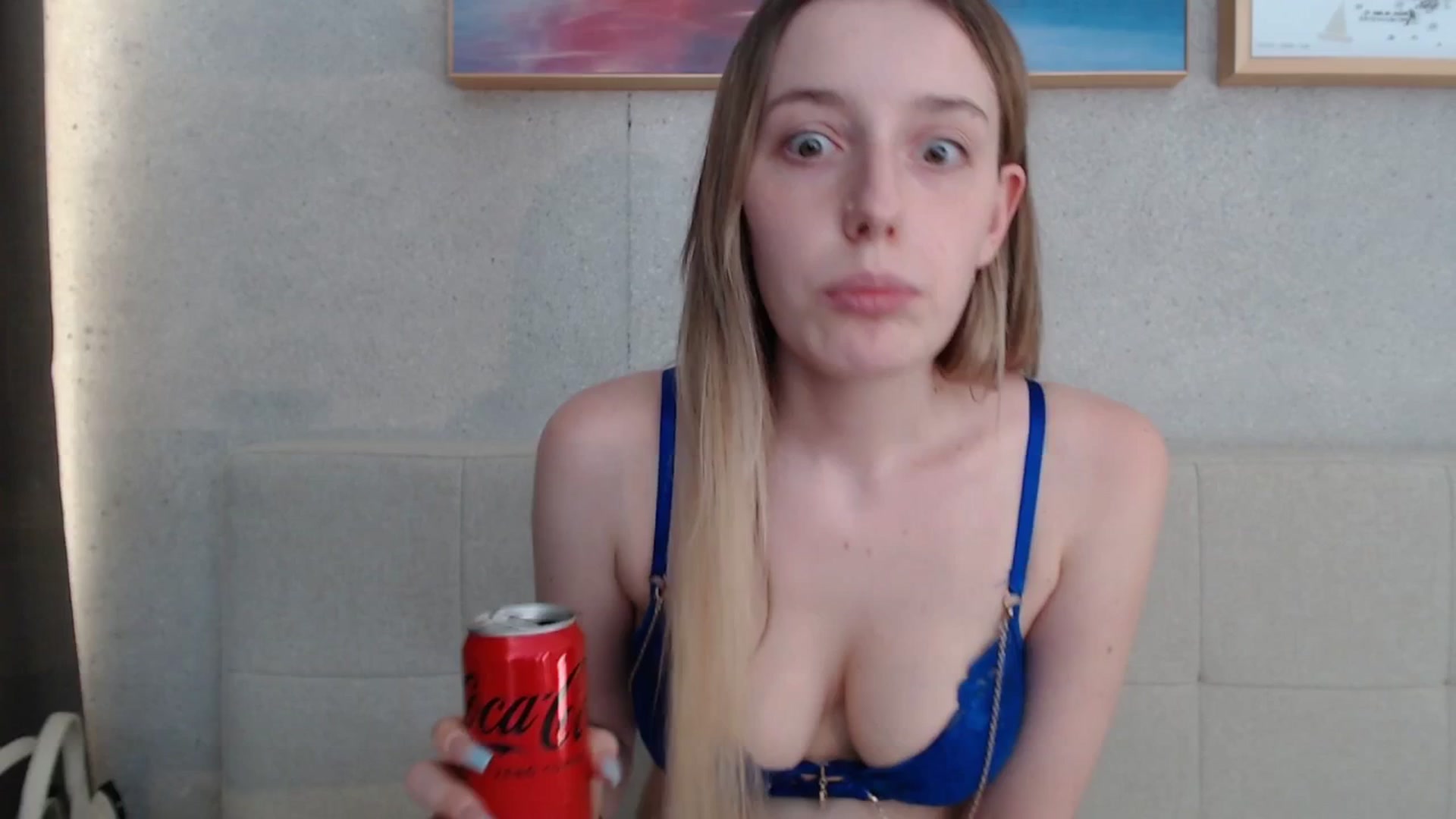Gallery image thumbnail from Elenaxkiss's myfreecams stream on, 08/12/2025, 16:47 image 16 of 20