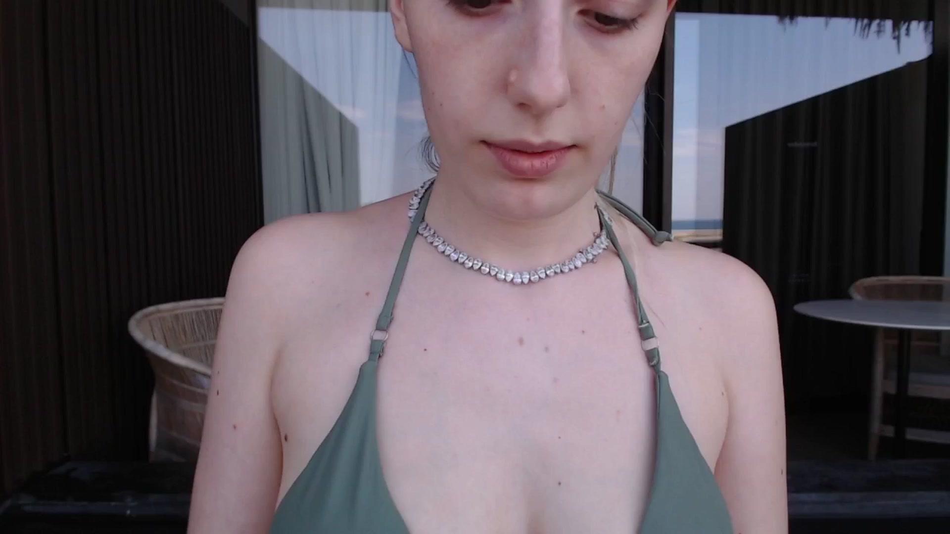 Gallery image thumbnail from Elenaxkiss's myfreecams stream on, 08/13/2025, 12:06 image 5 of 20