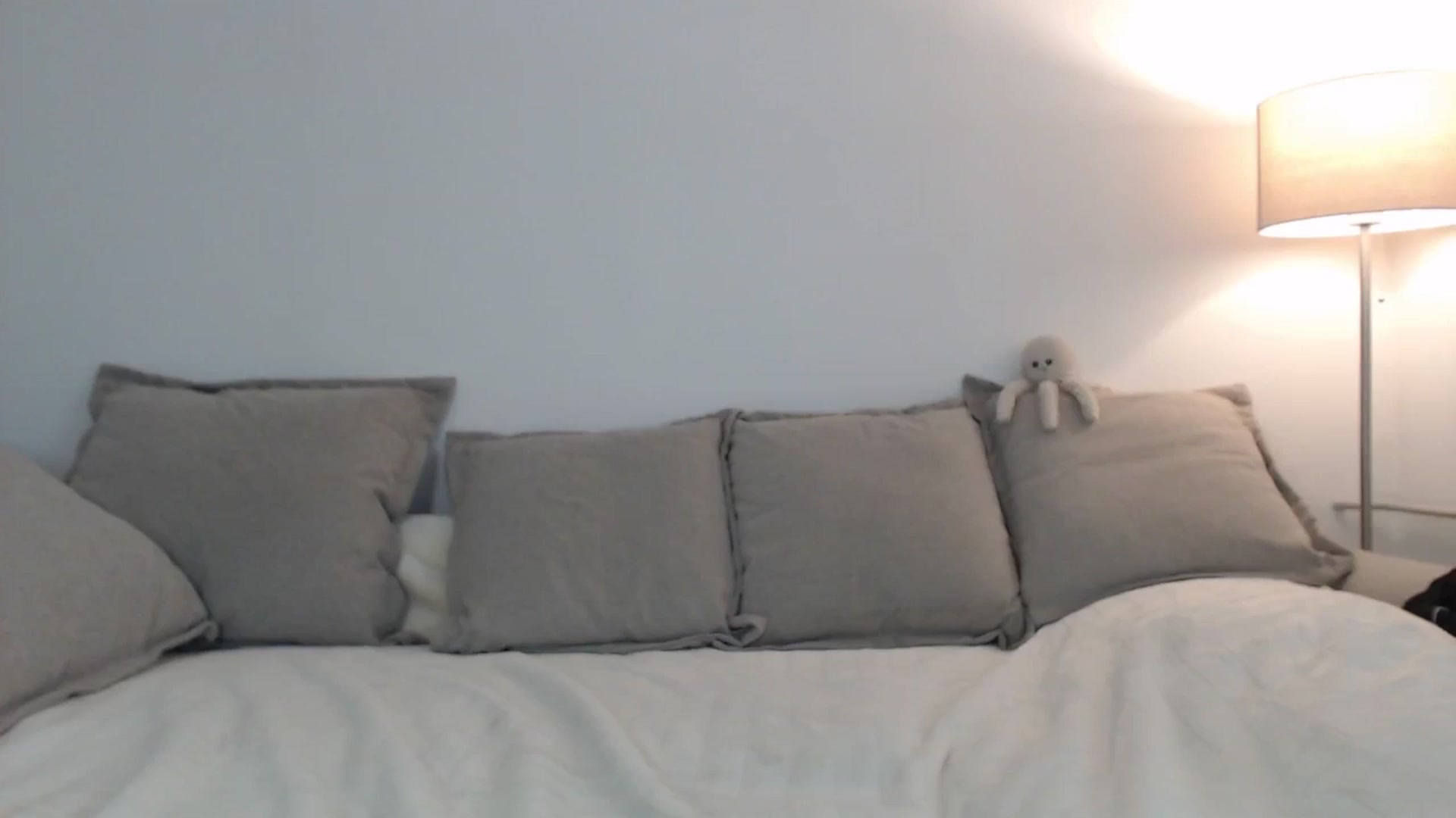 Gallery image thumbnail from Elenaxkiss's myfreecams stream on, 08/23/2025, 11:21 image 13 of 20
