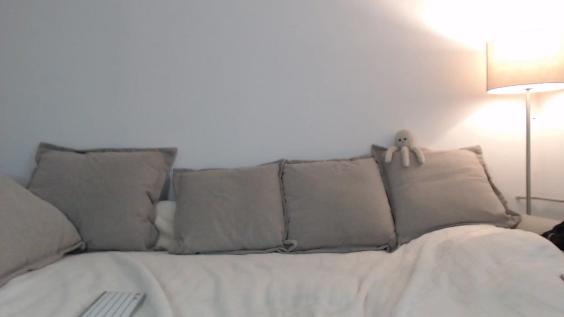 Gallery image thumbnail from Elenaxkiss's myfreecams stream on, 08/23/2025, 11:21 image 3 of 20