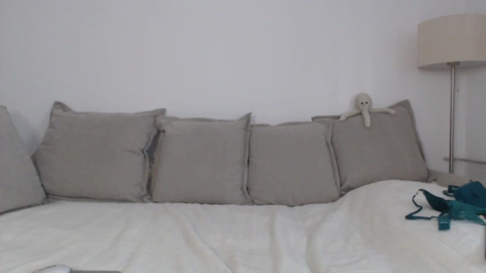 Gallery image thumbnail from Elenaxkiss's myfreecams stream on, 08/25/2025, 10:10 image 9 of 20